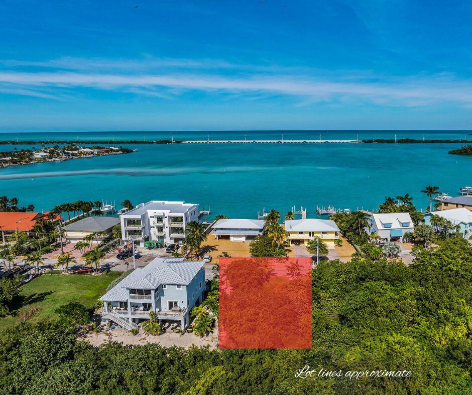 123 Bimini Drive Property Photo 3