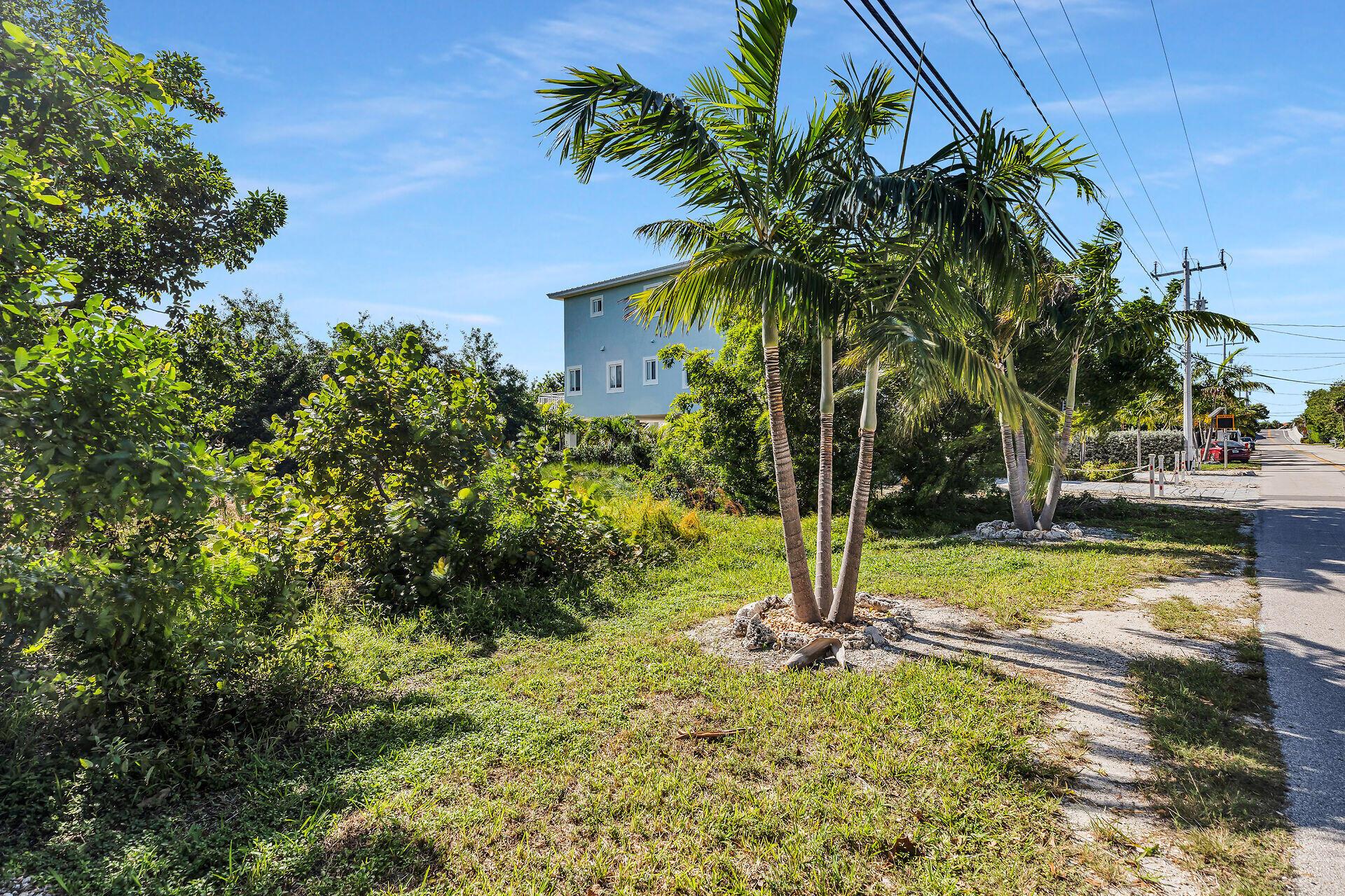 123 Bimini Drive Property Photo 5