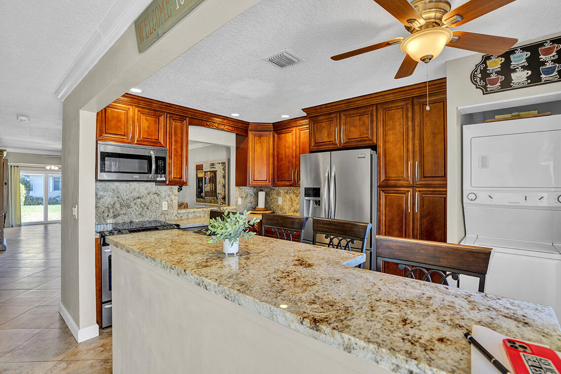6722 Moonlit Drive Property Photo 6