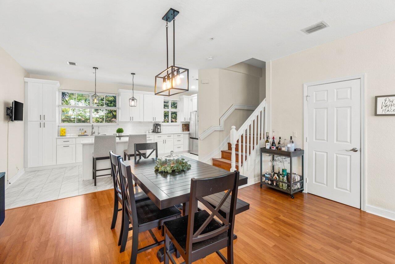 521 Bayfront Drive Property Photo 1