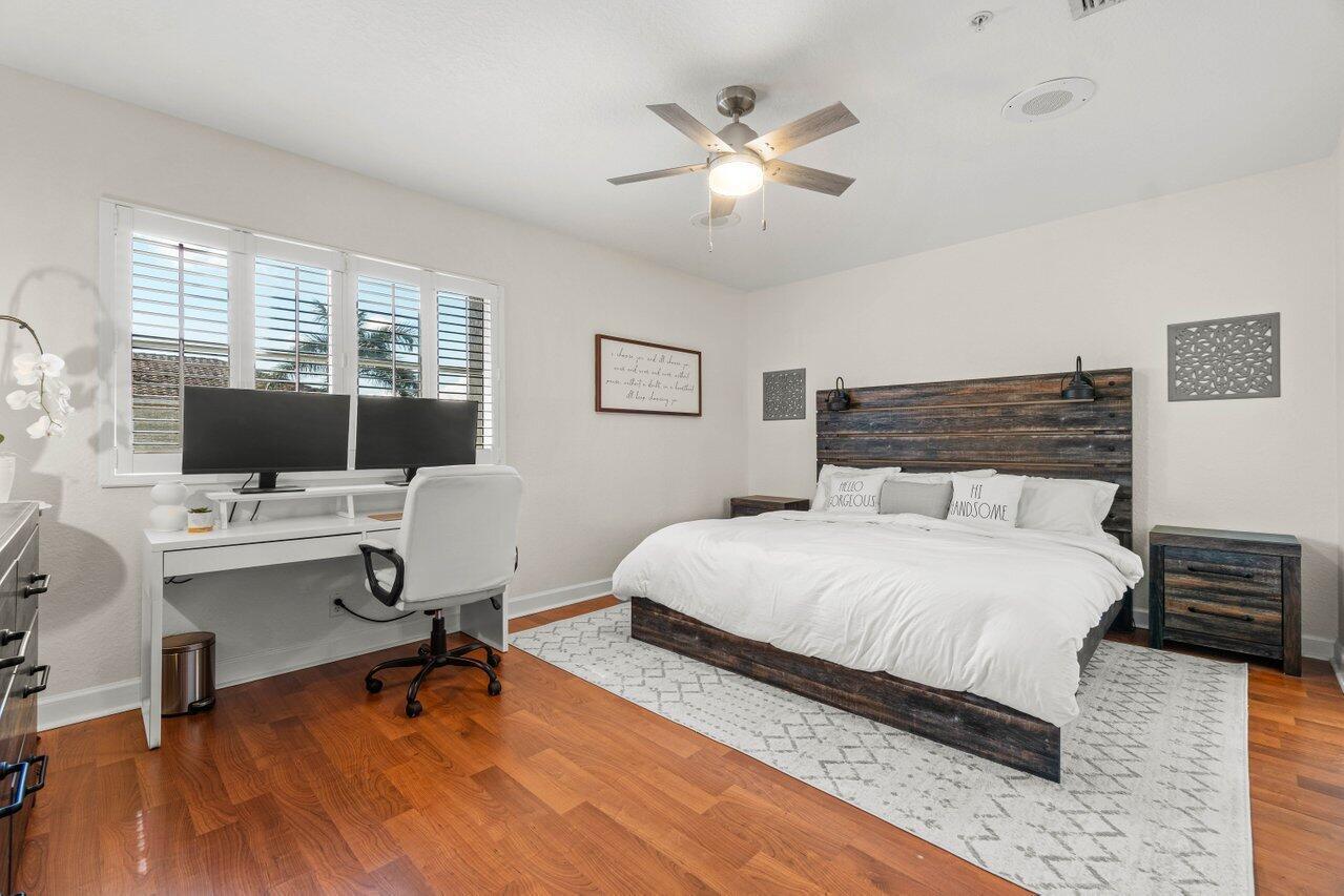 521 Bayfront Drive Property Photo 15