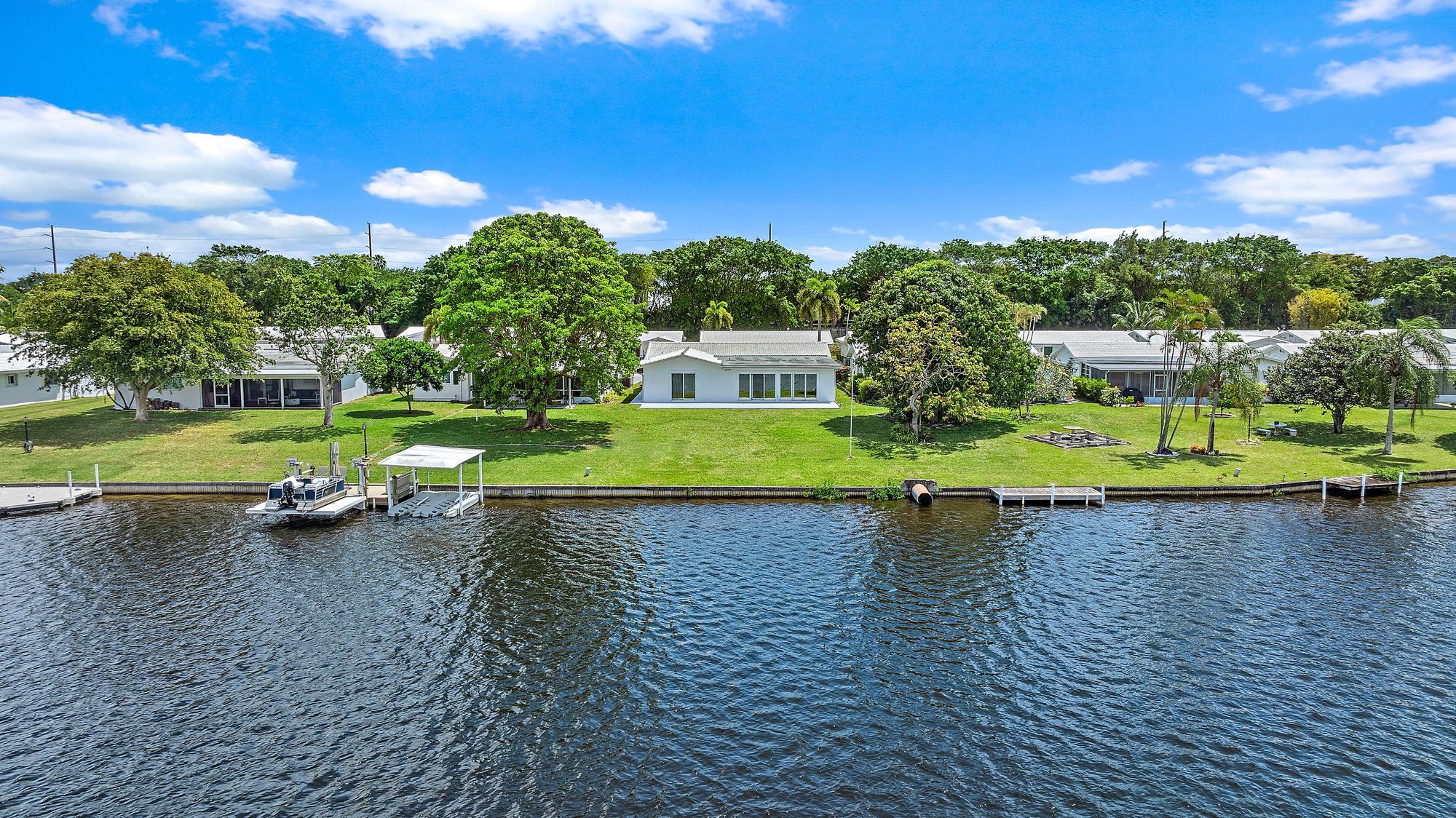 1109 Florentine Way Property Photo 4