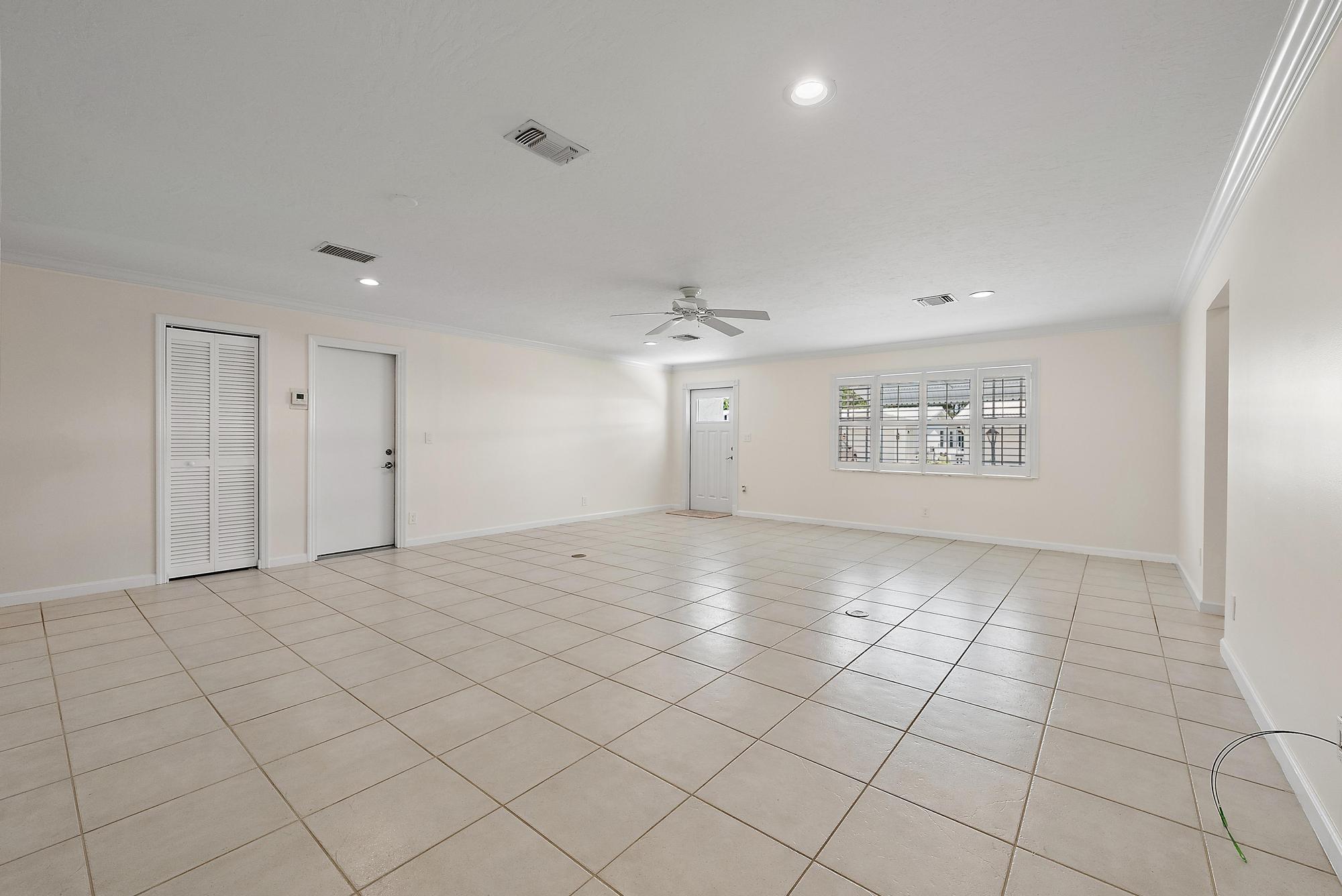 1109 Florentine Way Property Photo 12