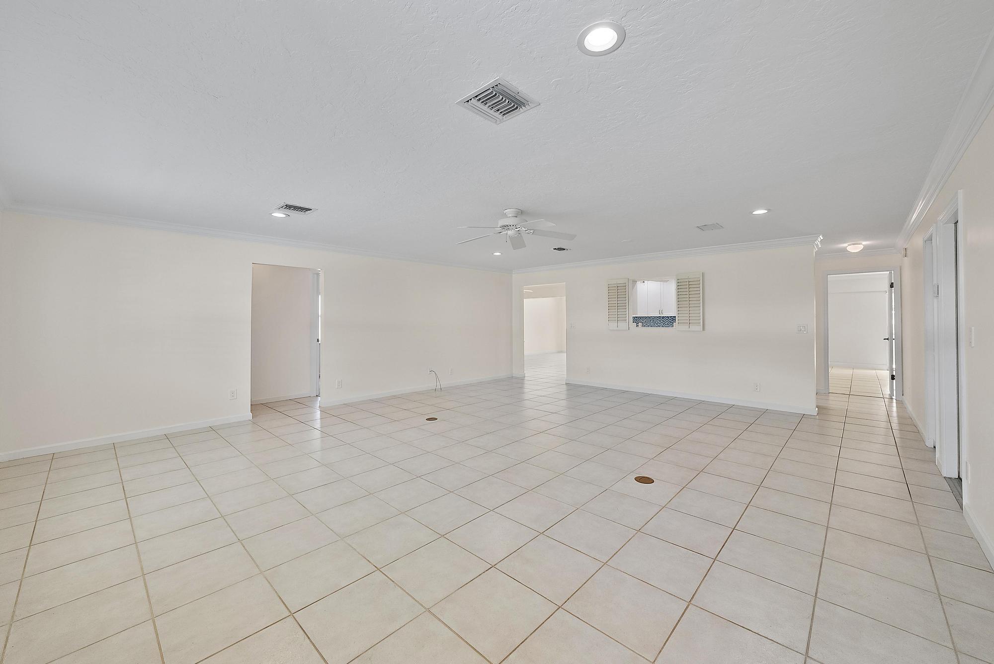 1109 Florentine Way Property Photo 13