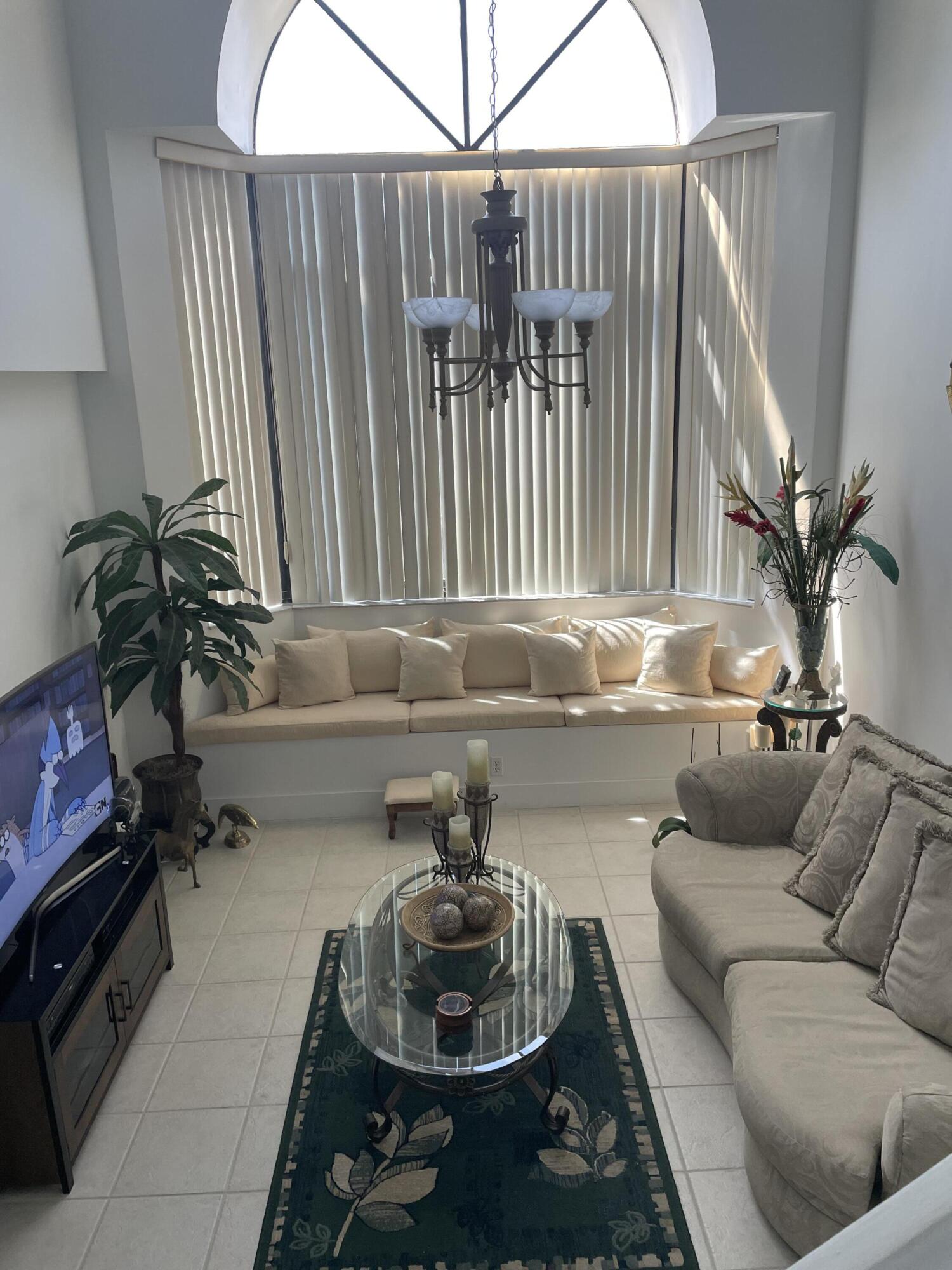 15499 Miami Lakeway N 306-5 Property Photo 1