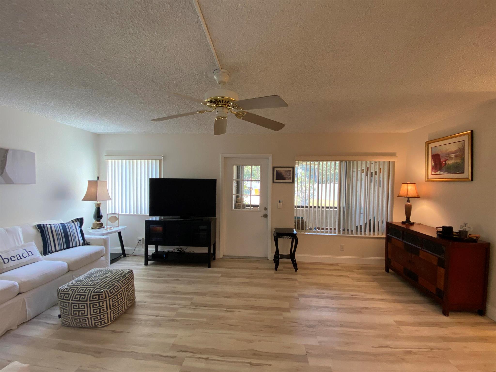 5991 Whispering Pine Way D-1 Property Photo 6