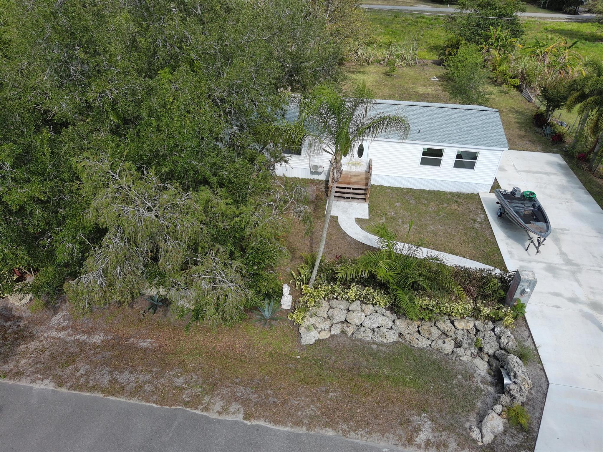 1494 Nw 47th Terrace Property Photo 4