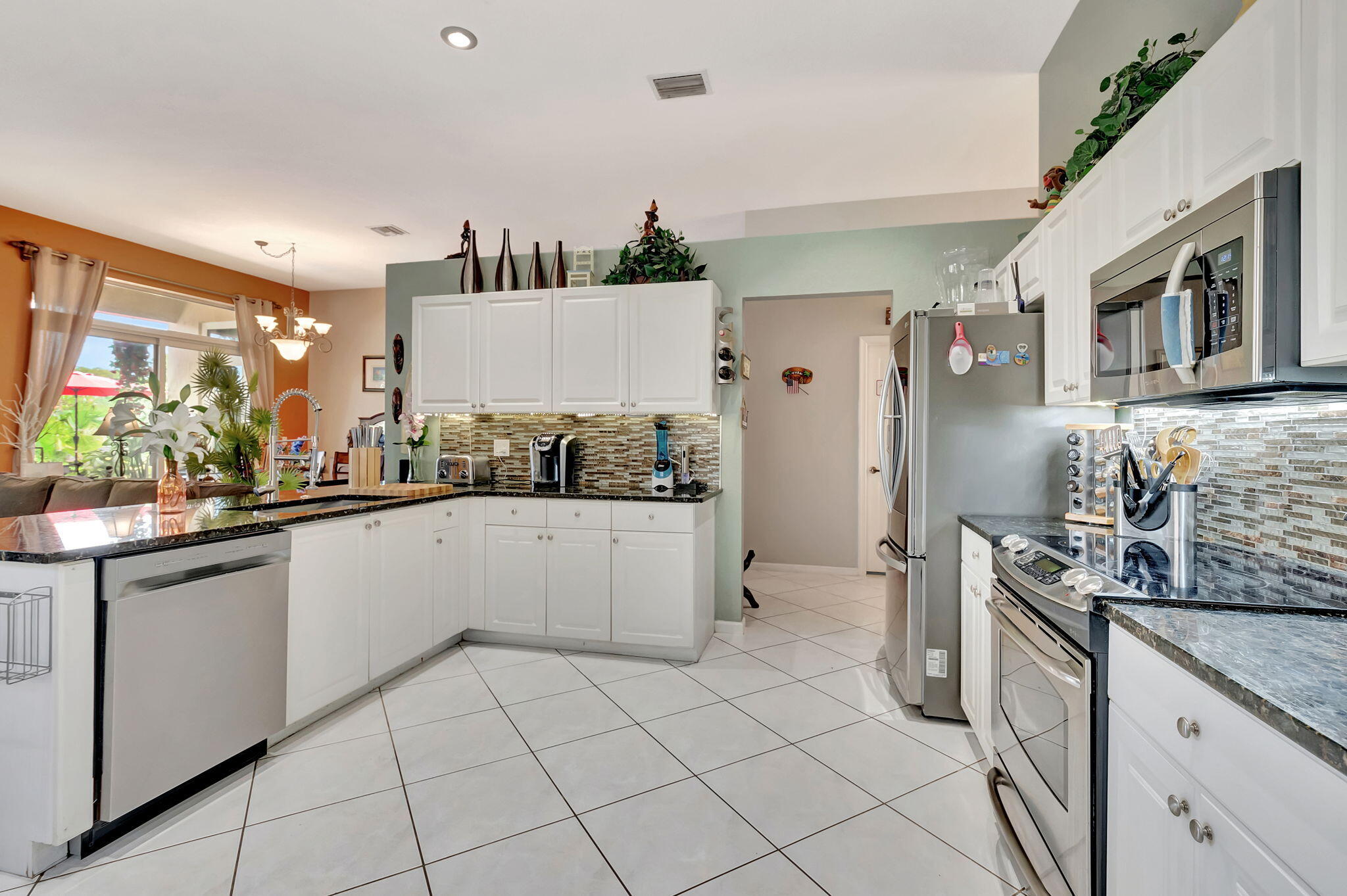 5215 Ventura Drive Property Photo 13