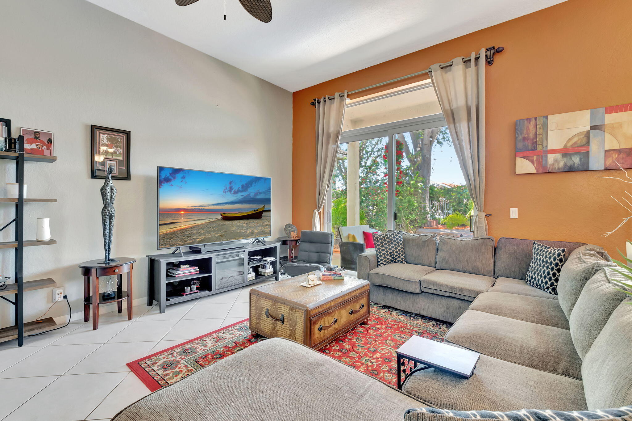 5215 Ventura Drive Property Photo 18