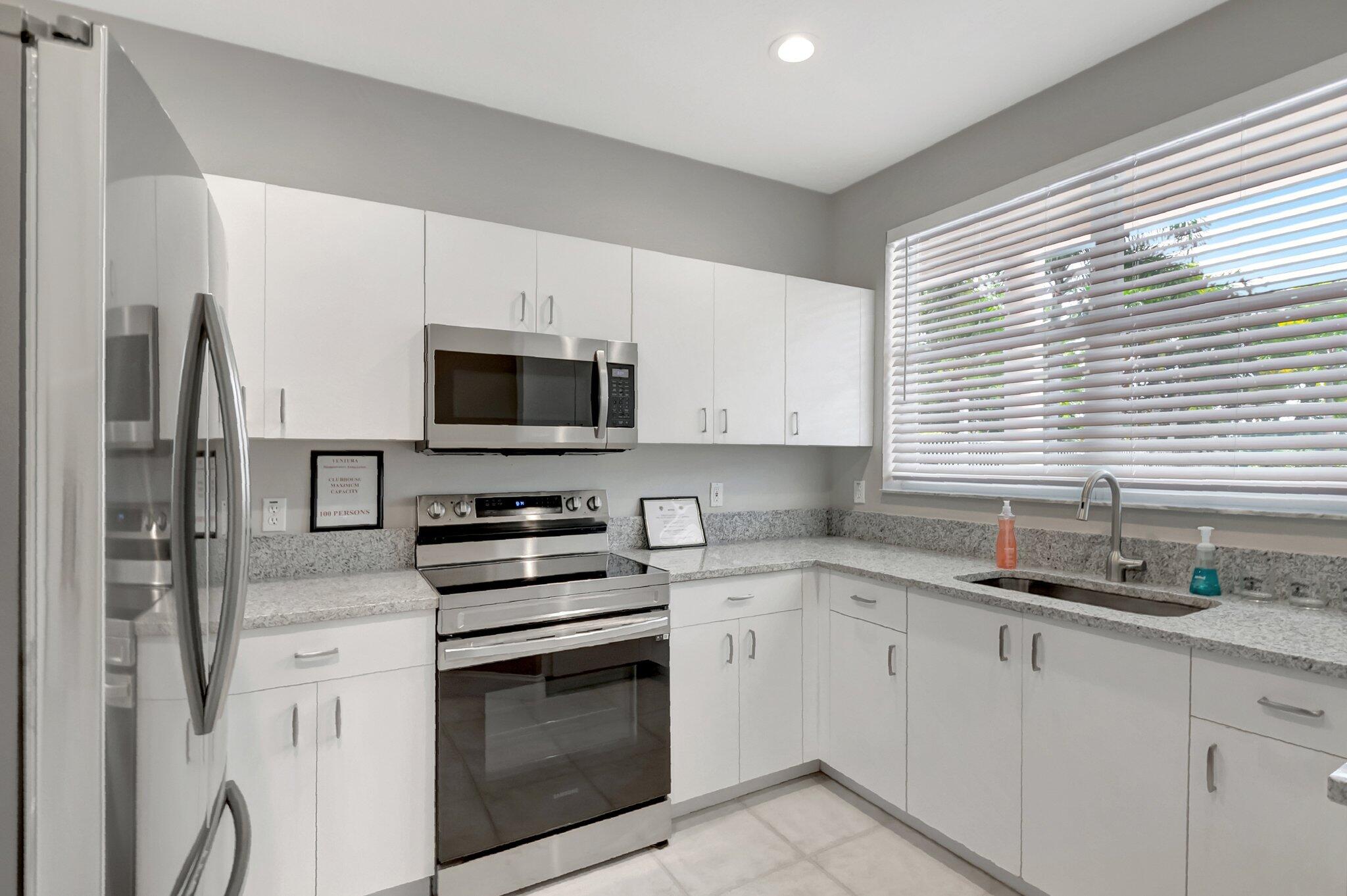 5215 Ventura Drive Property Photo 57