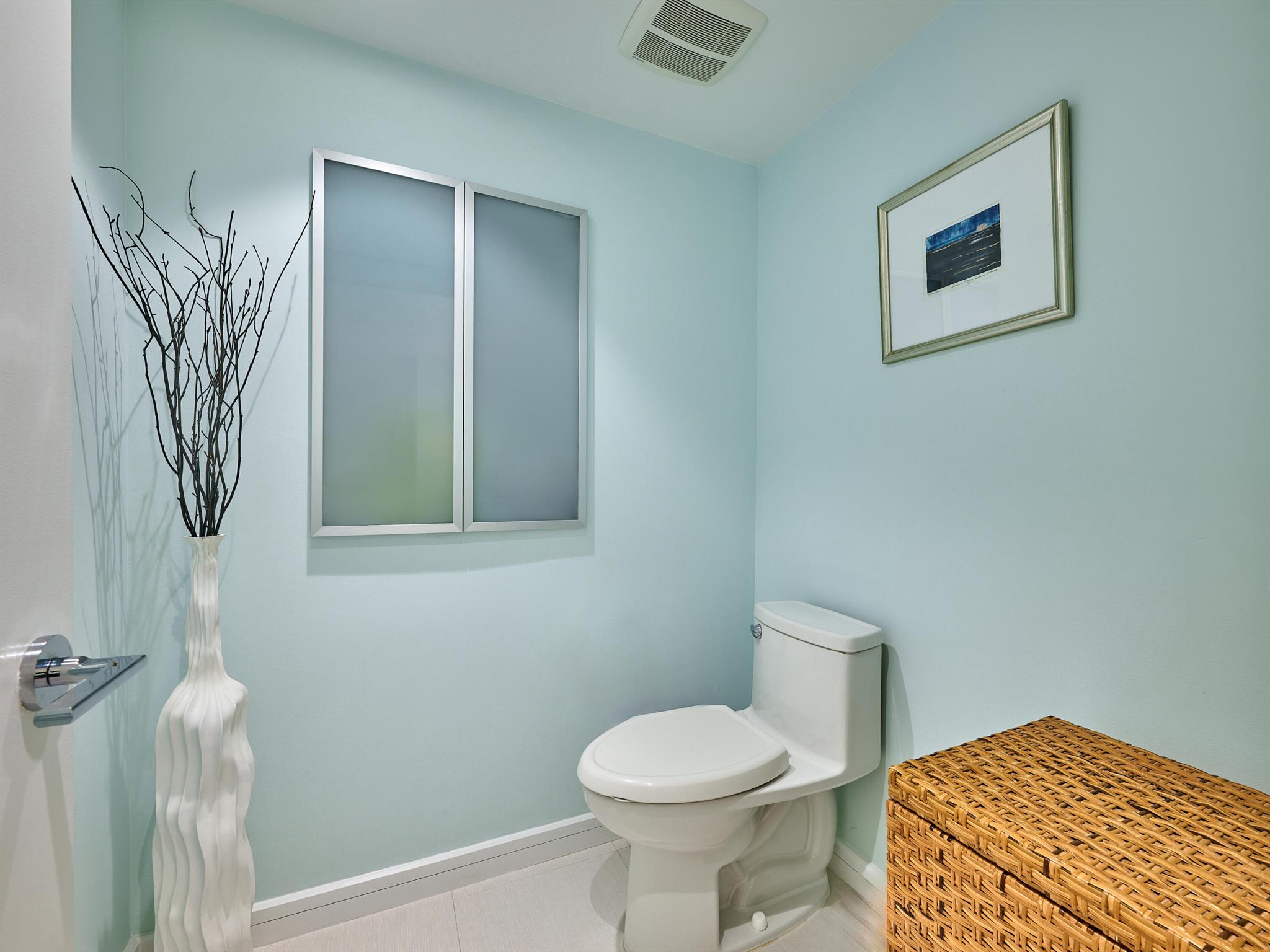1170 Hillsboro Mile 106 Property Photo 49