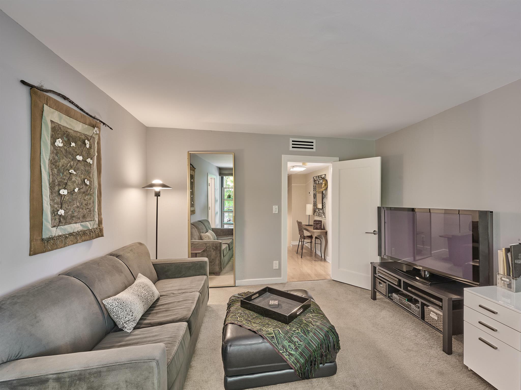 1170 Hillsboro Mile 106 Property Photo 54