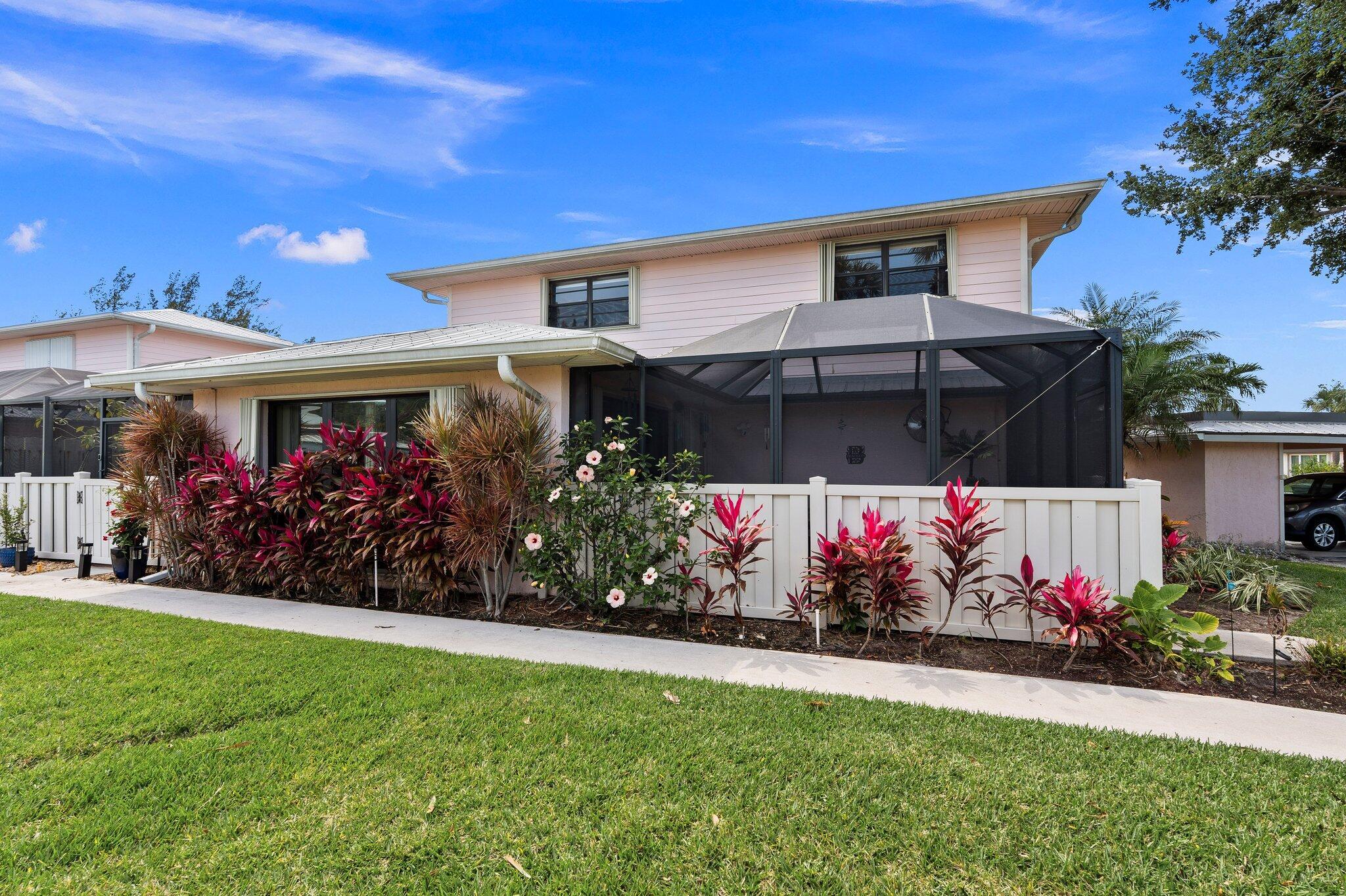 1771 Gulfstream Avenue B4 Property Photo 13