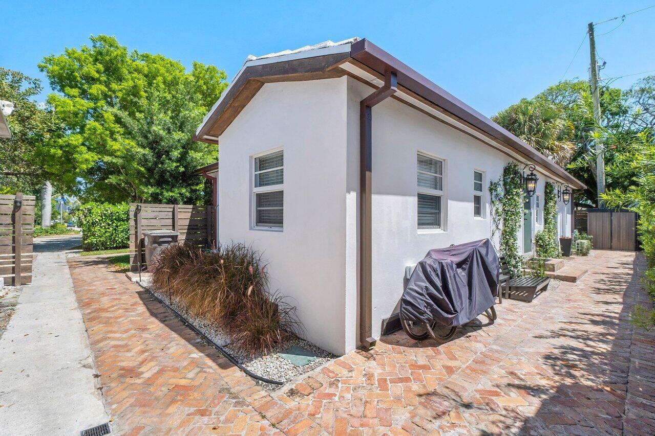 706 Sunset Road C Property Photo 14