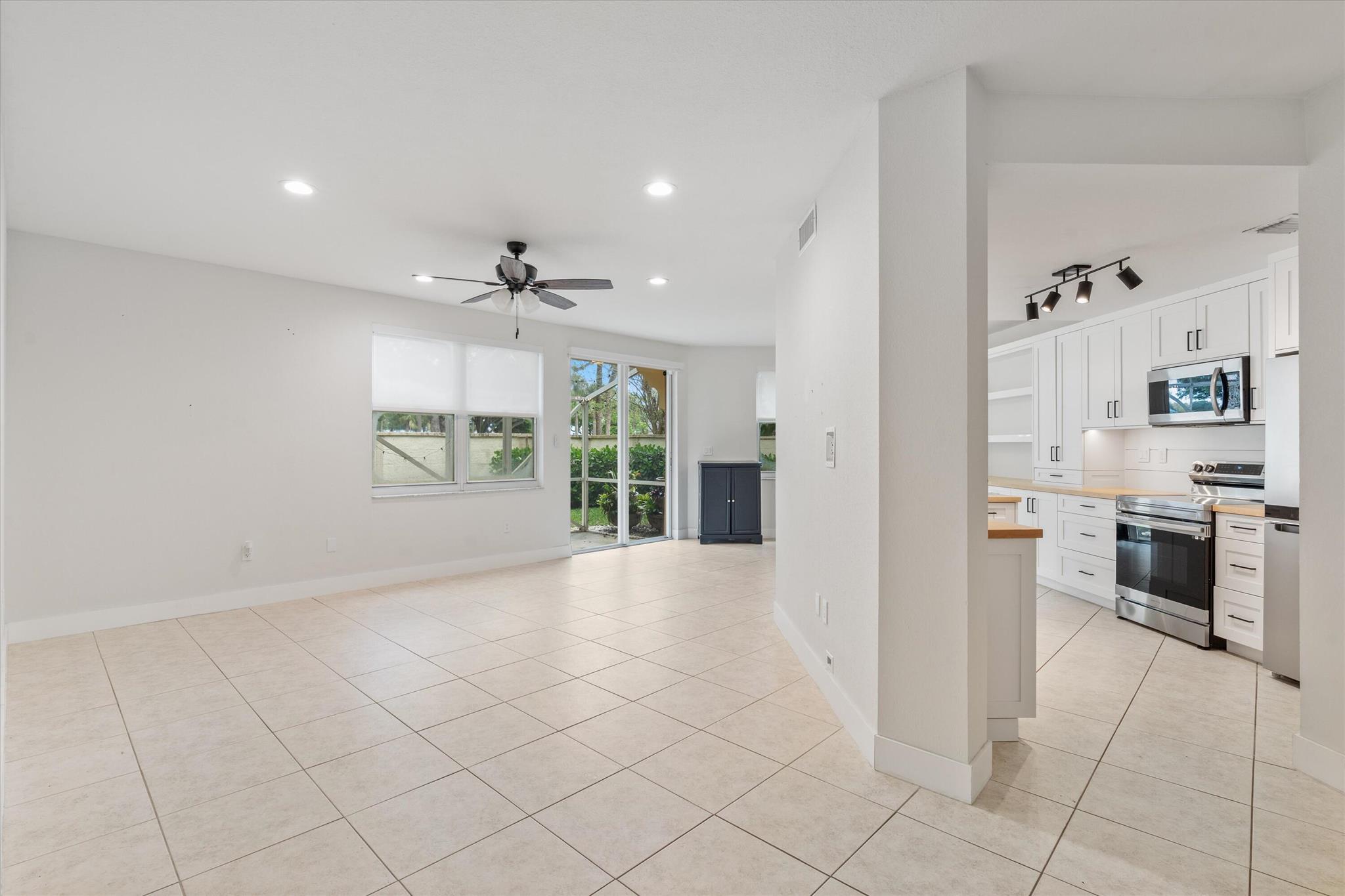 2916 Deer Creek Country Club Boulevard 2916 Property Photo 5