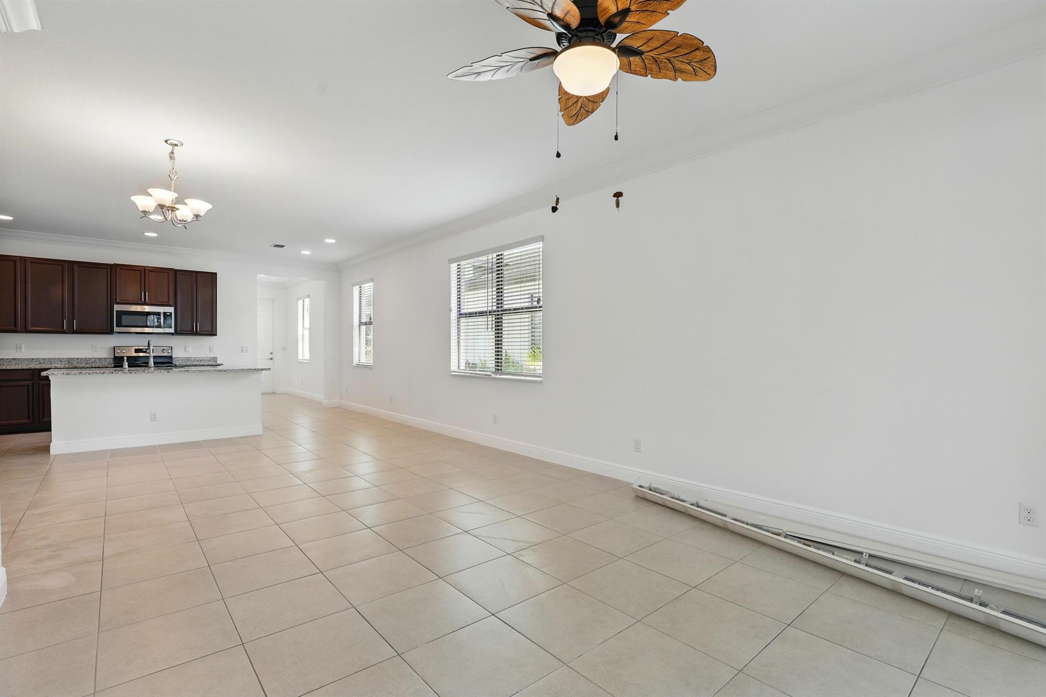 228 Se Via Visconti Property Photo 10
