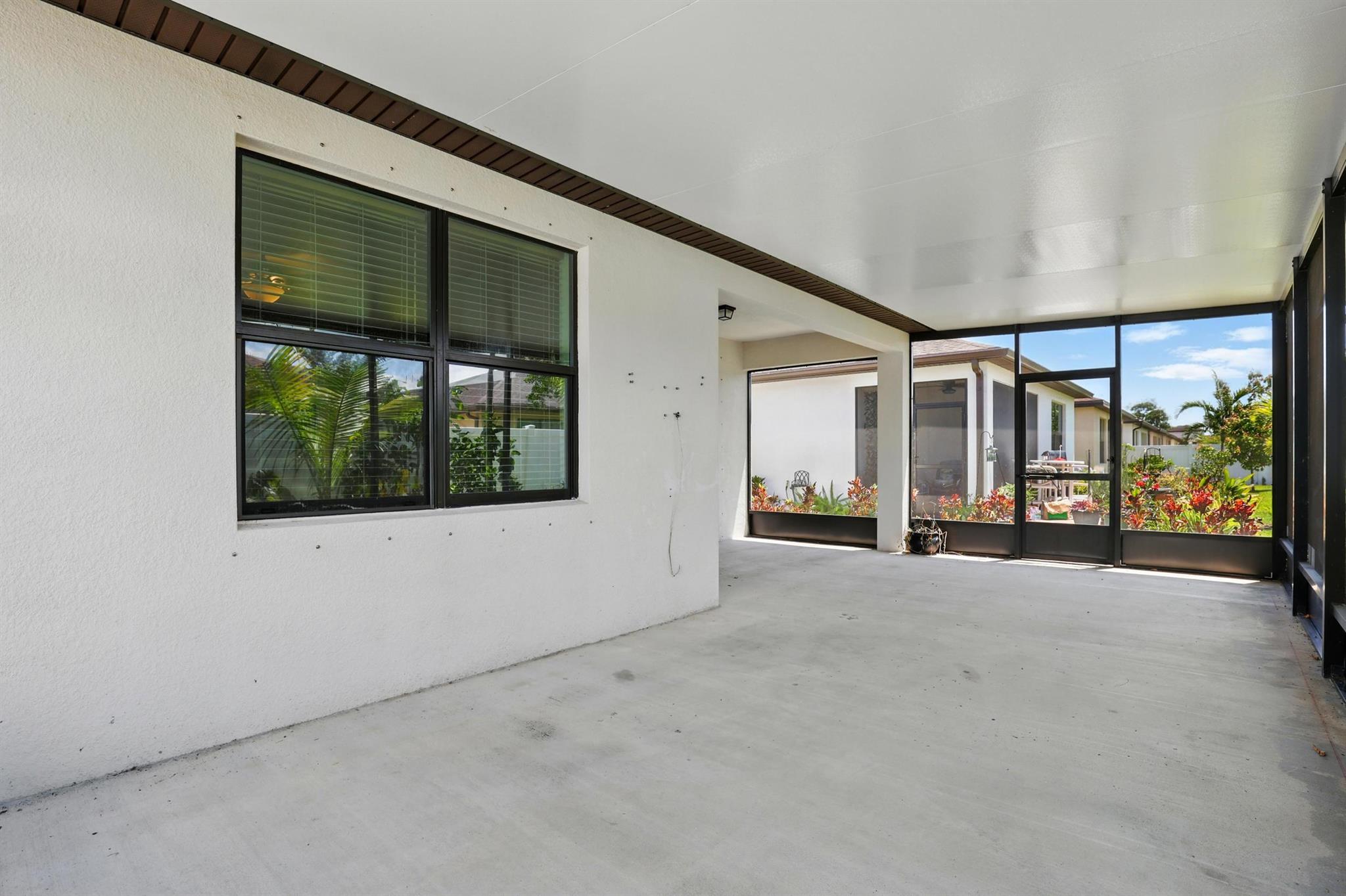 228 Se Via Visconti Property Photo 38