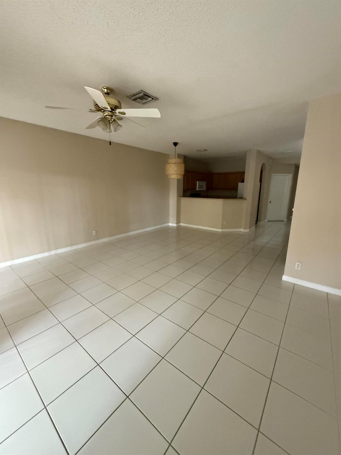 4883 Palmbrooke Circle Property Photo 4