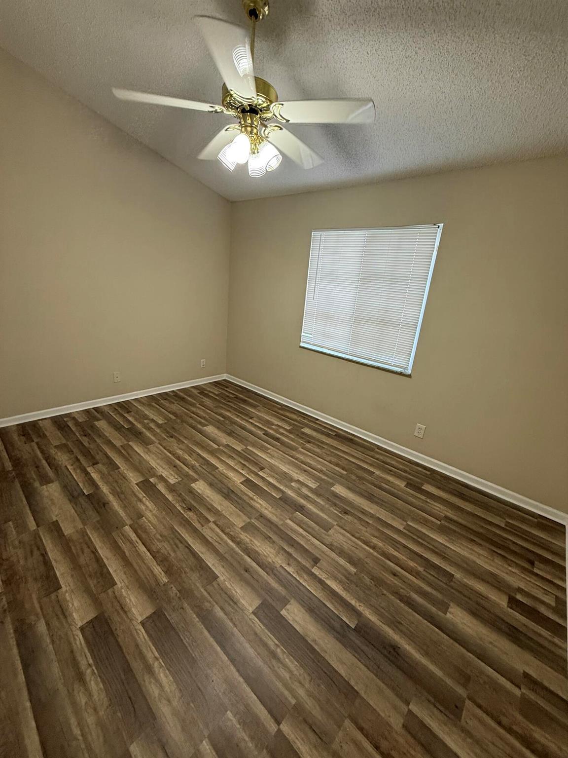 4883 Palmbrooke Circle Property Photo 7