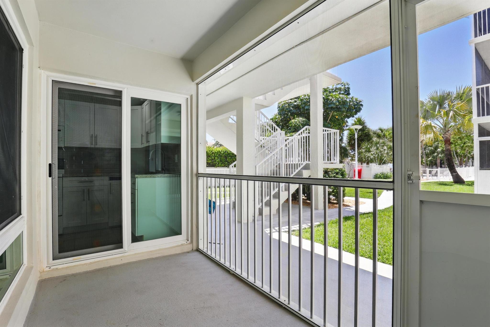 1439 S Ocean Boulevard 102 Property Photo 4