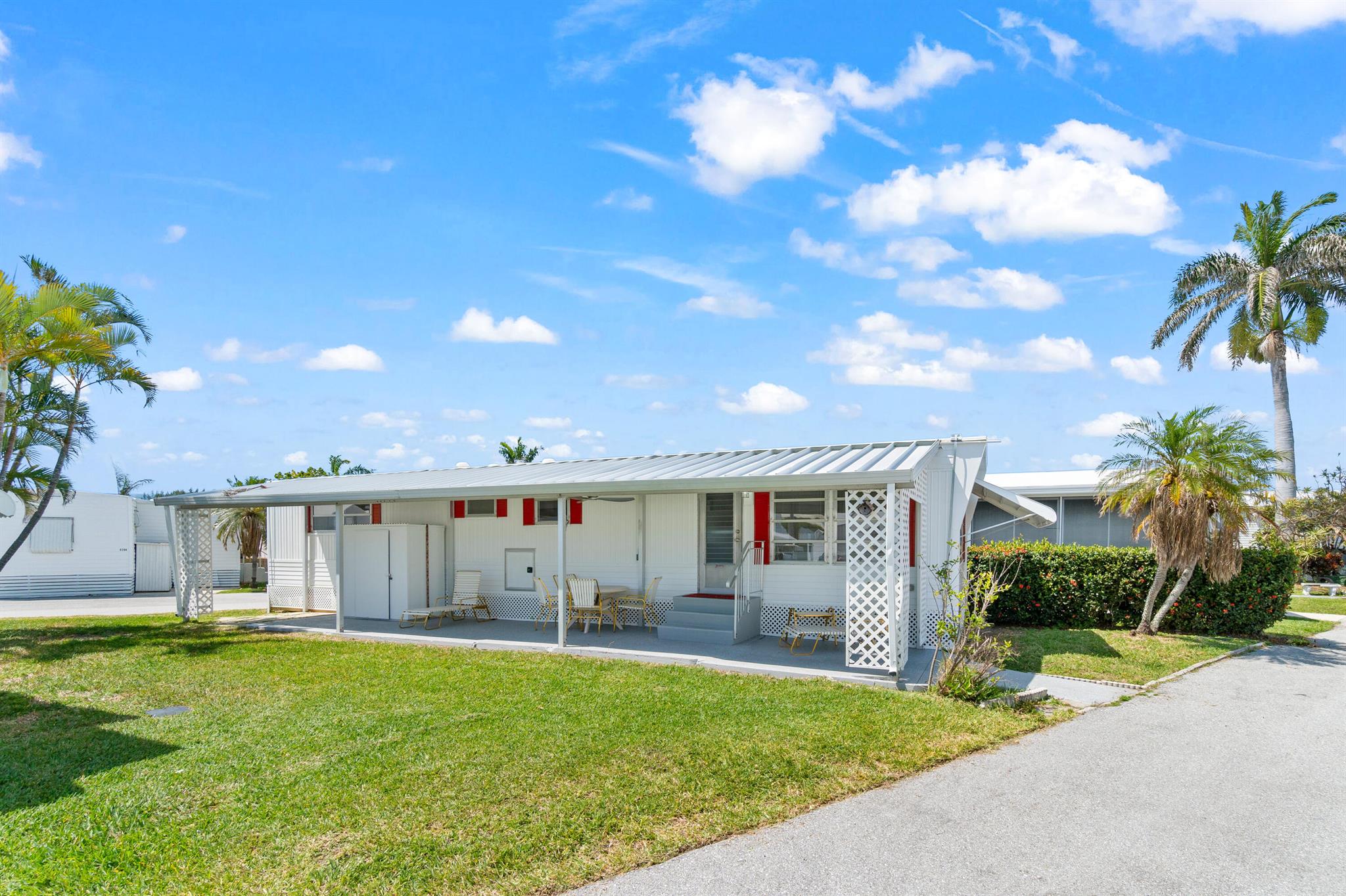 Briny Breezes Real Estate Listings Main Image
