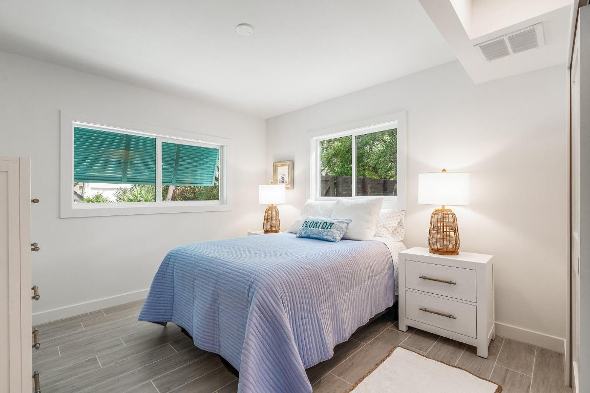 1881 E Pebble Path Property Photo 8
