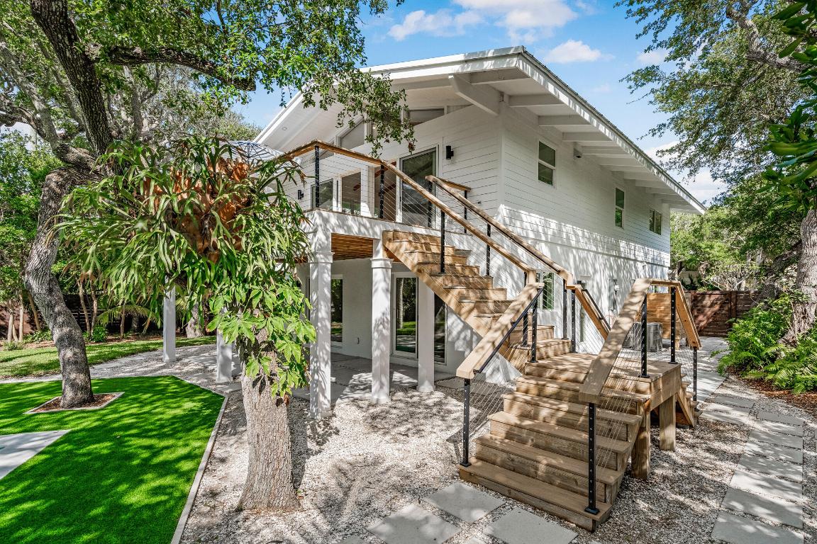 1881 E Pebble Path Property Photo 27