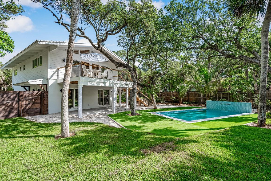 1881 E Pebble Path Property Photo 28