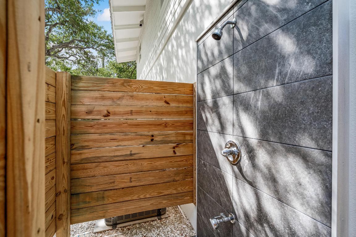 1881 E Pebble Path Property Photo 34