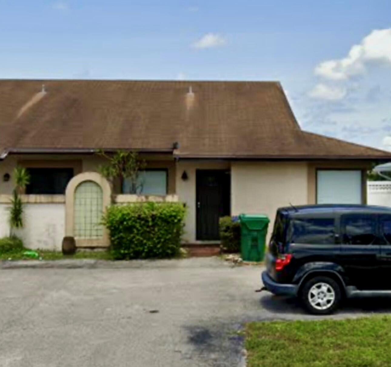 5740 Park Road Property Photo