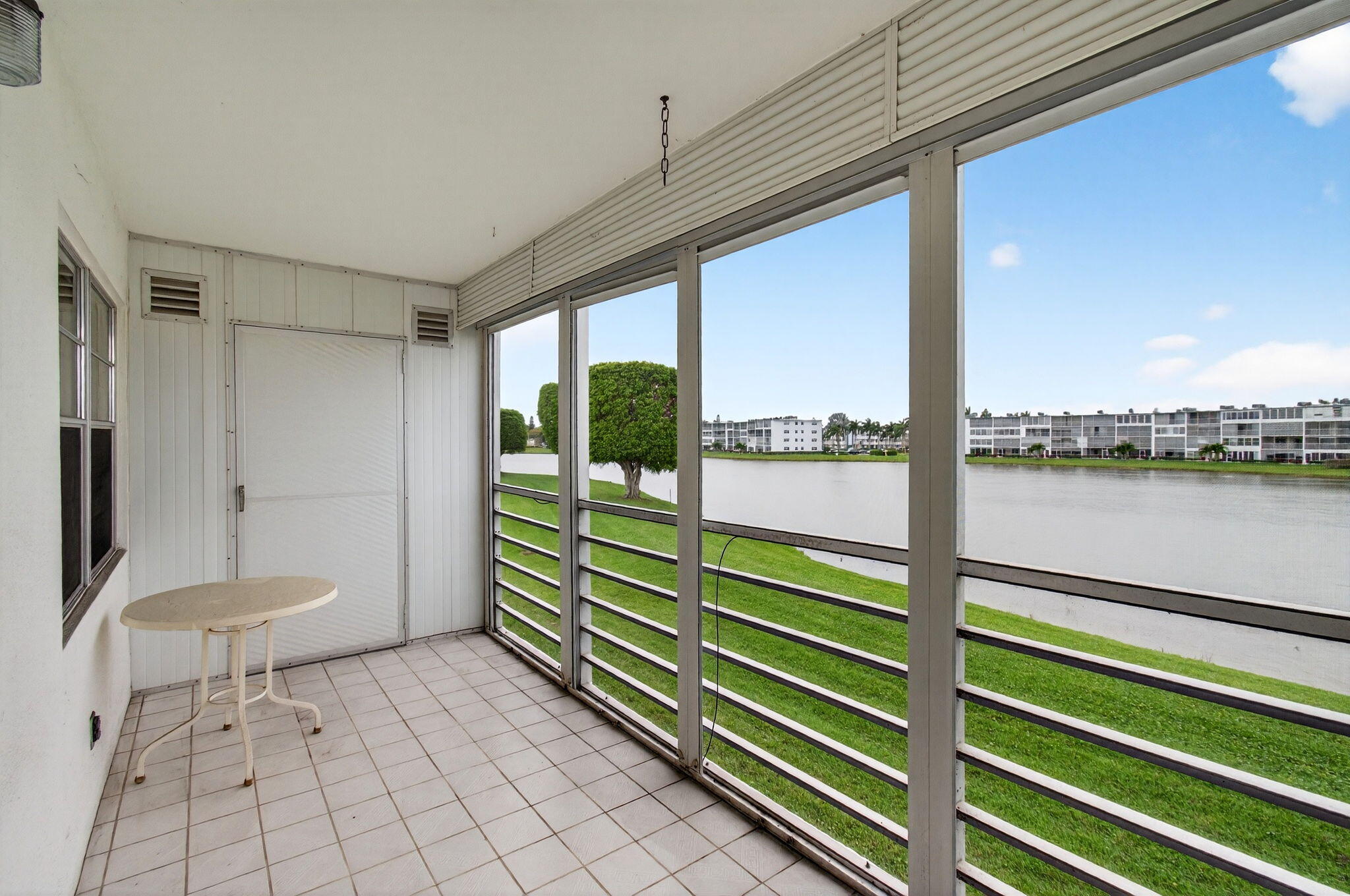 2070 Guildford D Property Photo 39
