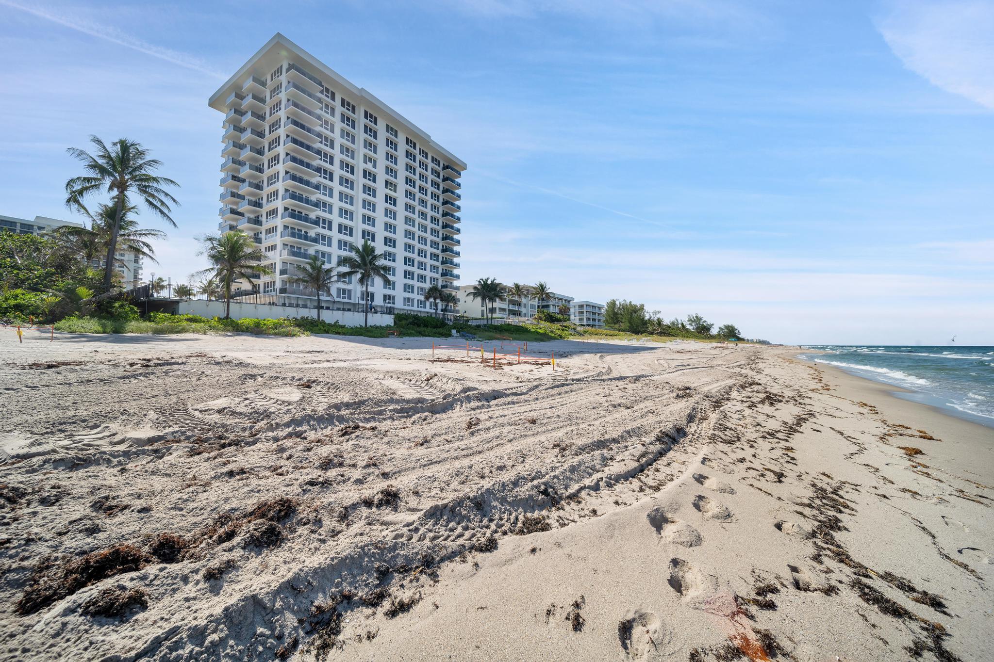 2066 N Ocean Boulevard 12ne Property Photo 36