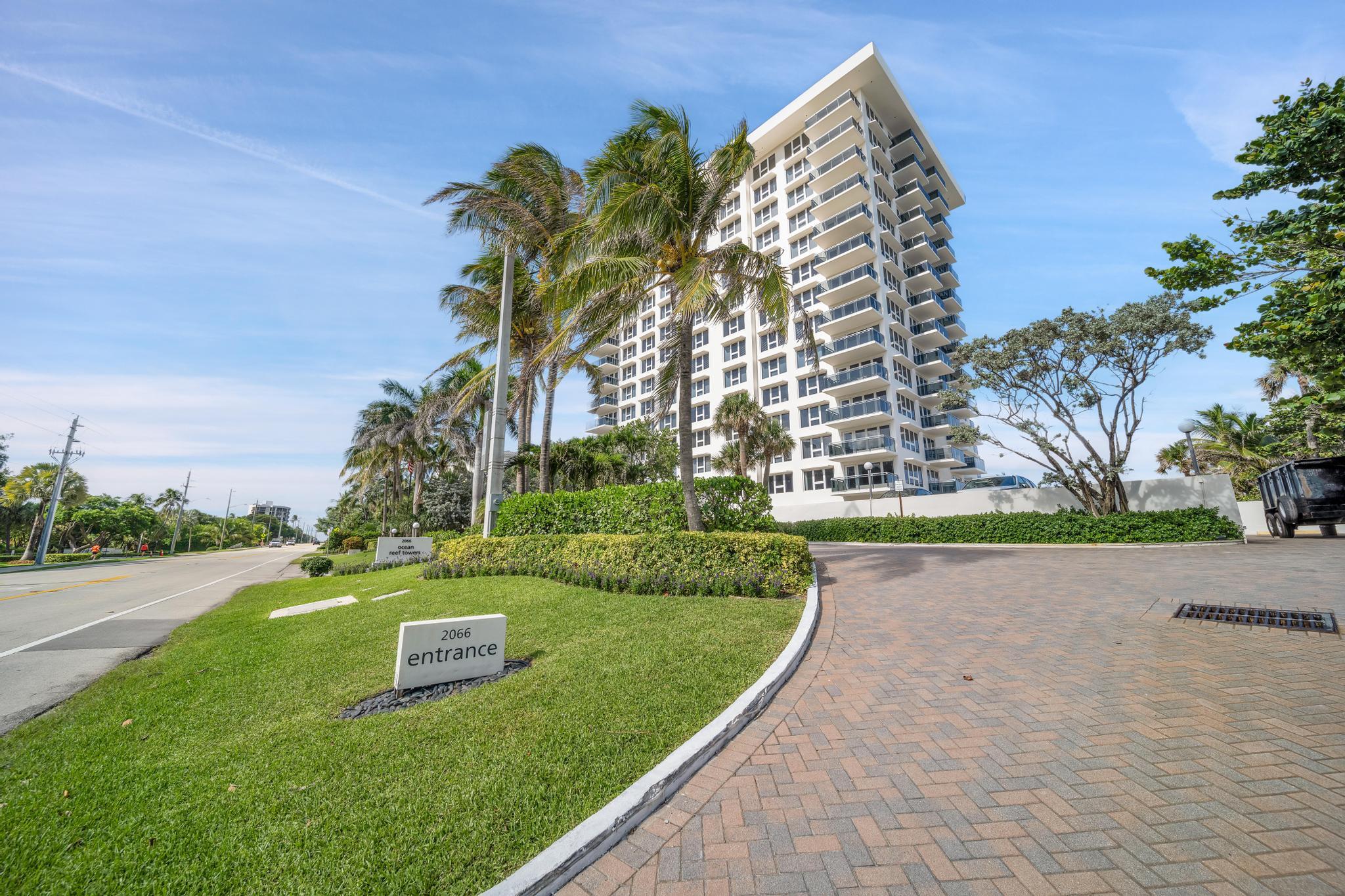 2066 N Ocean Boulevard 12ne Property Photo 50