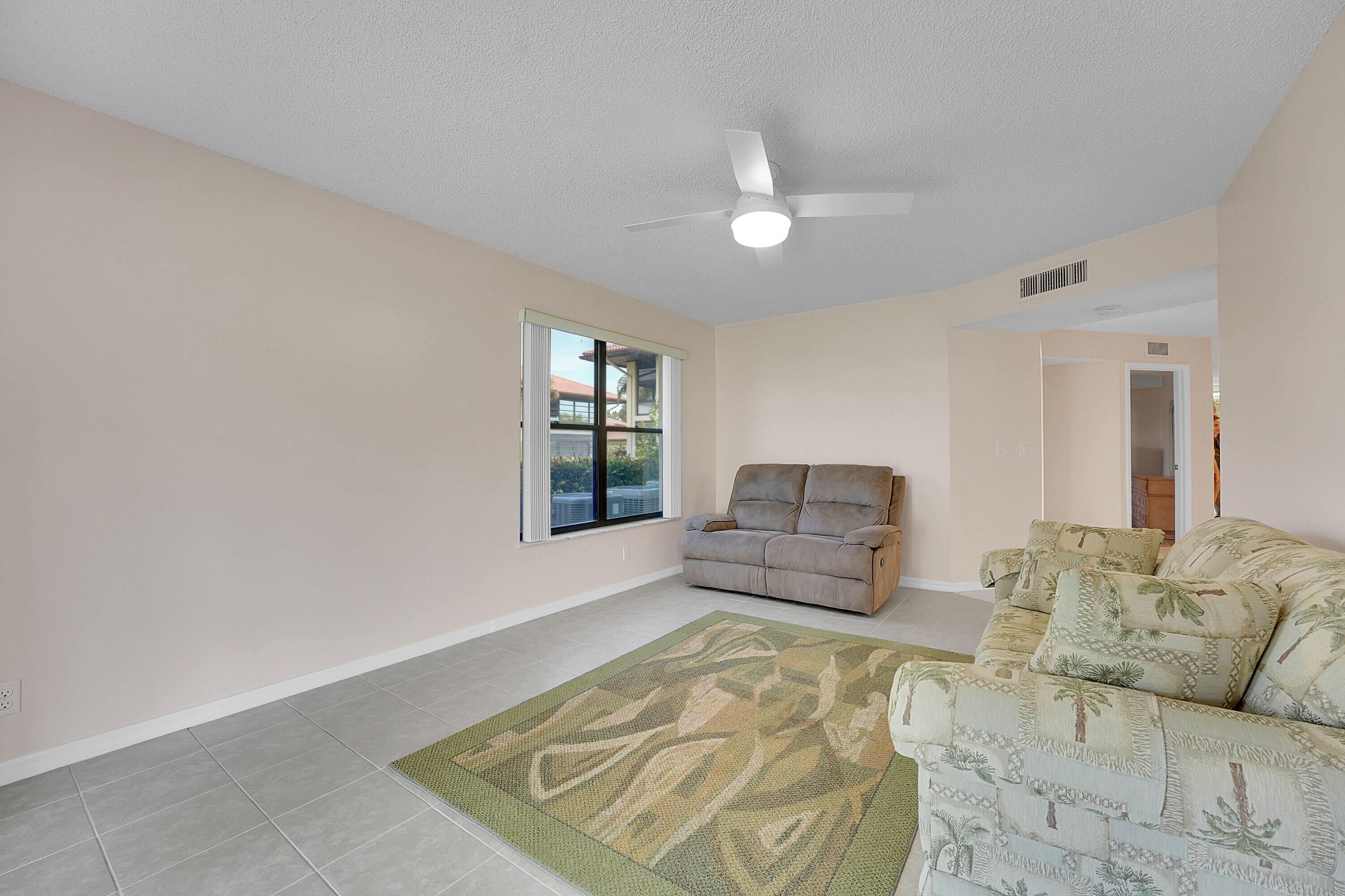 361 Sw South River Drive 103 Property Photo 14