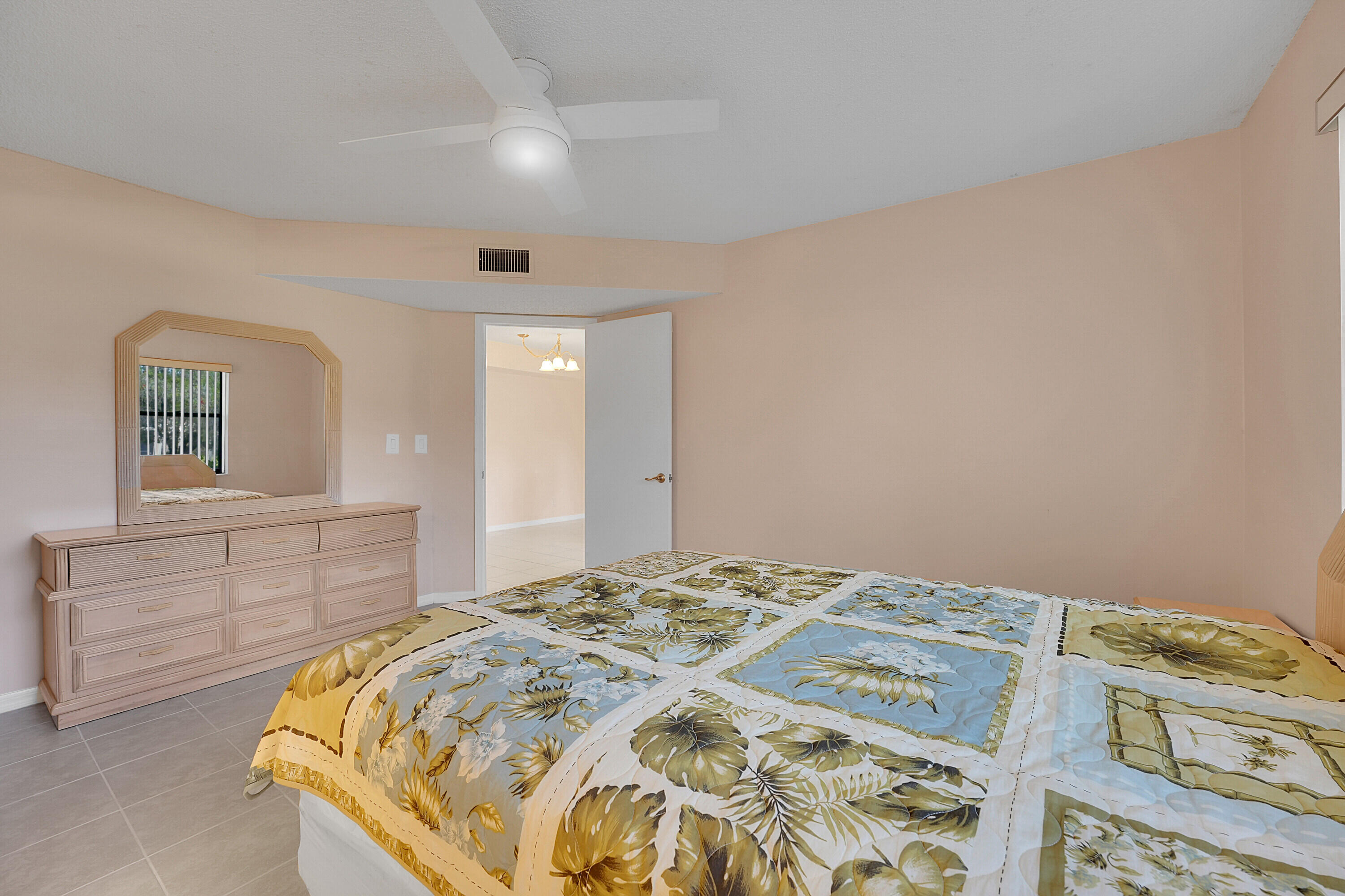 361 Sw South River Drive 103 Property Photo 17