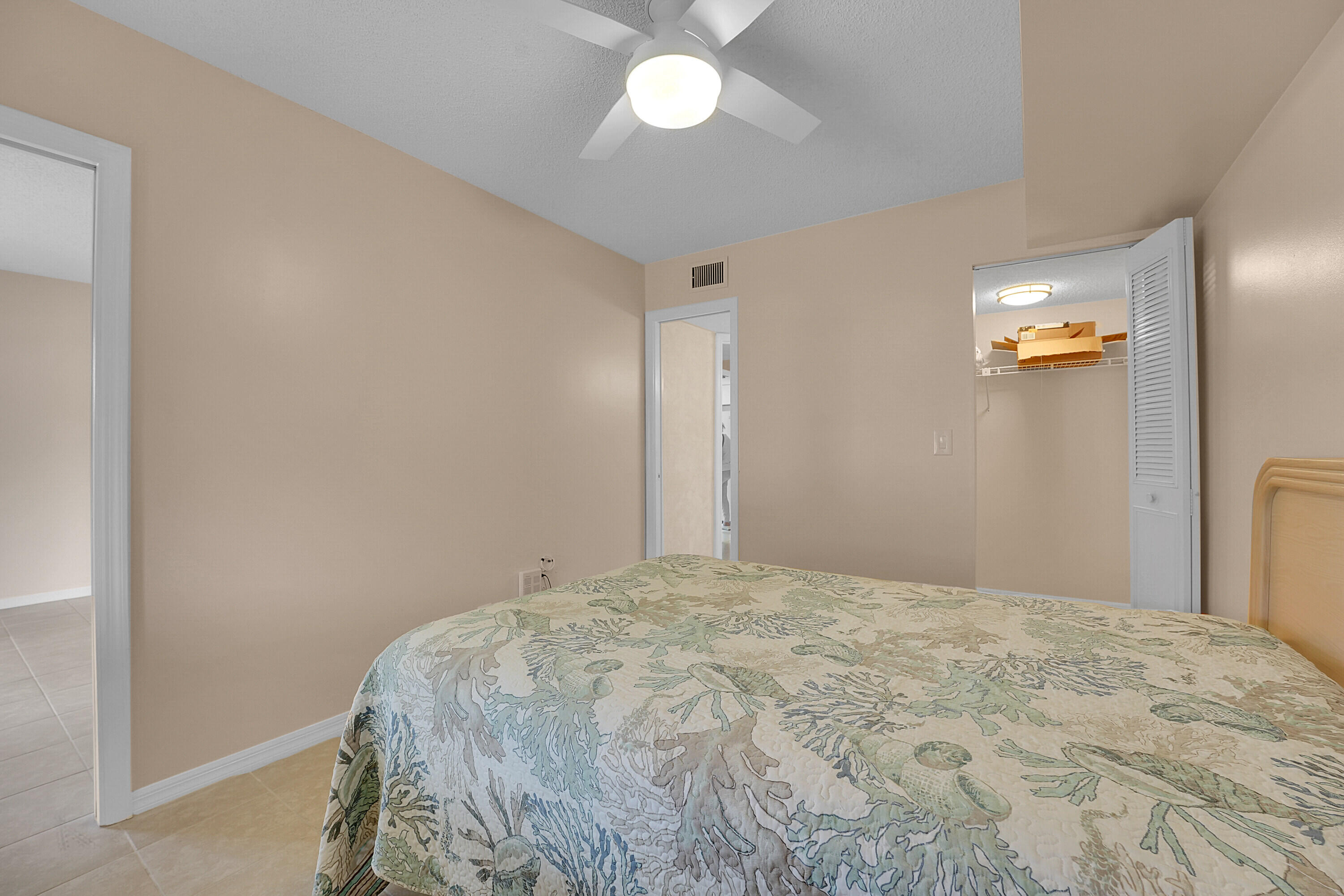 361 Sw South River Drive 103 Property Photo 23