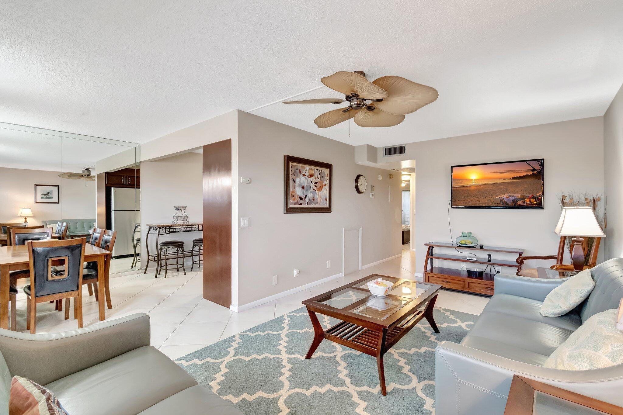 4049 Wolverton C Property Photo 1