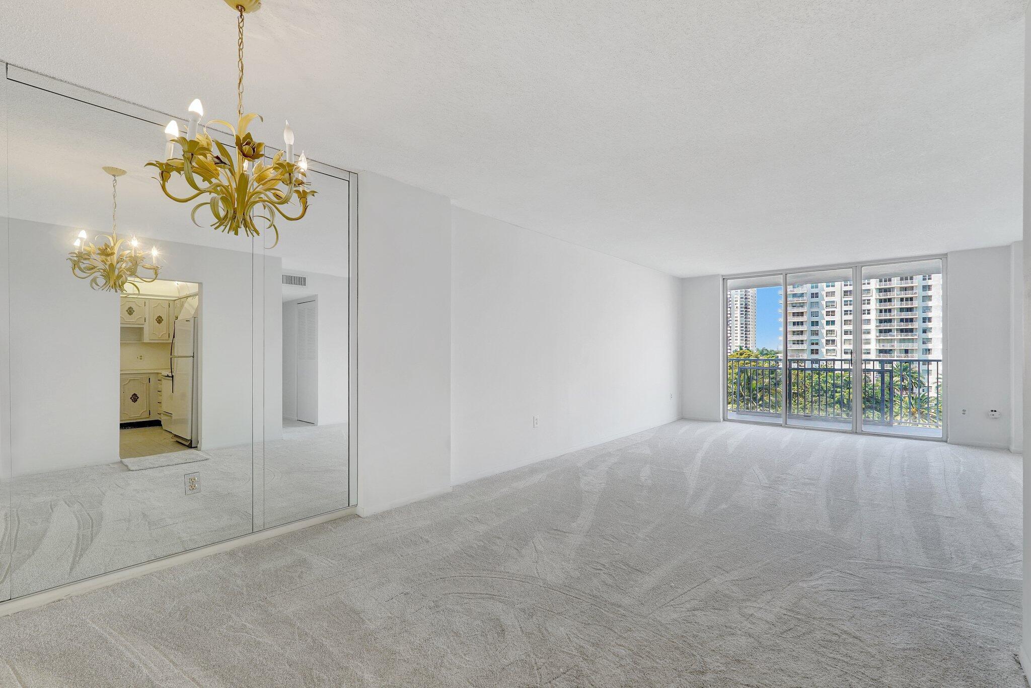 2851 NE 183rd Street 512e Property Photo 1