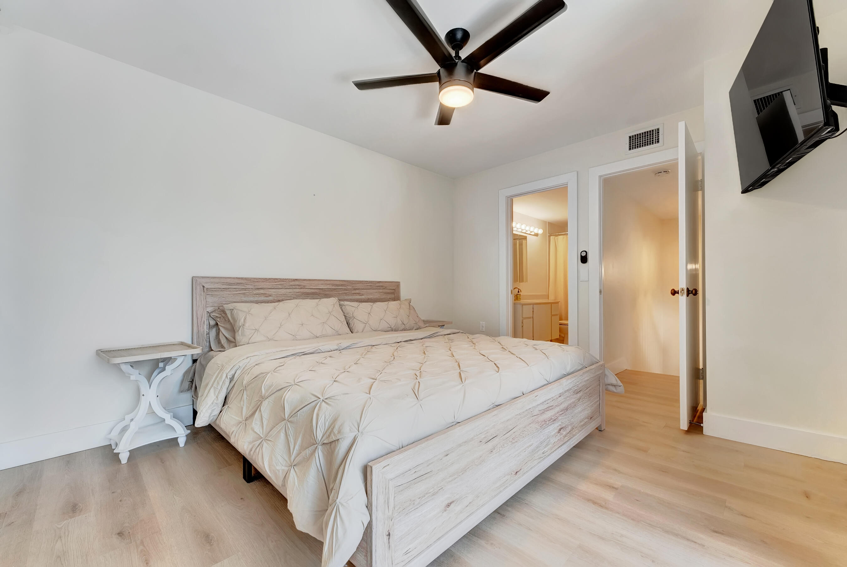 3050 30th Court Property Photo 21