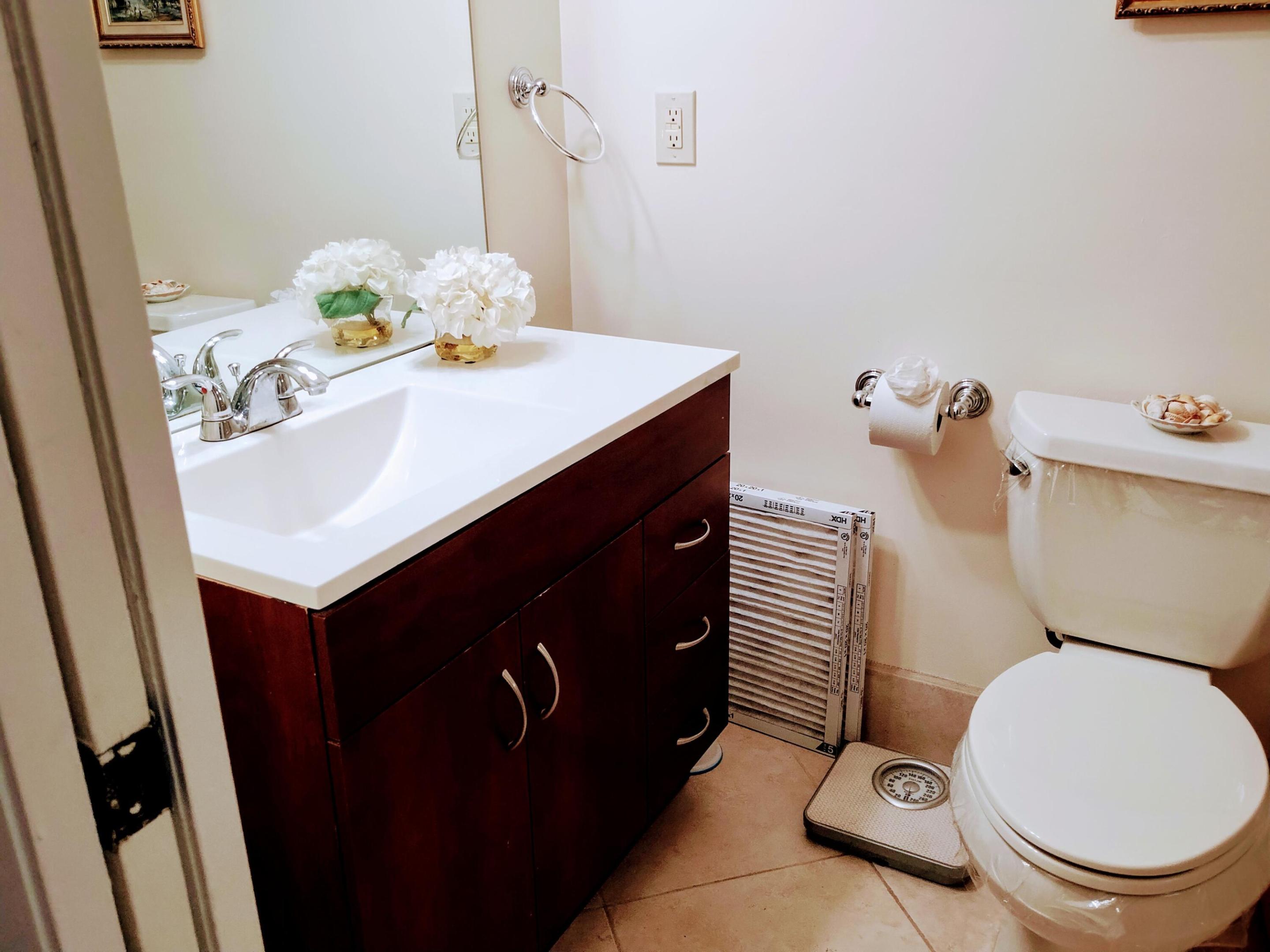 14716 Canalview Drive D Property Photo 10