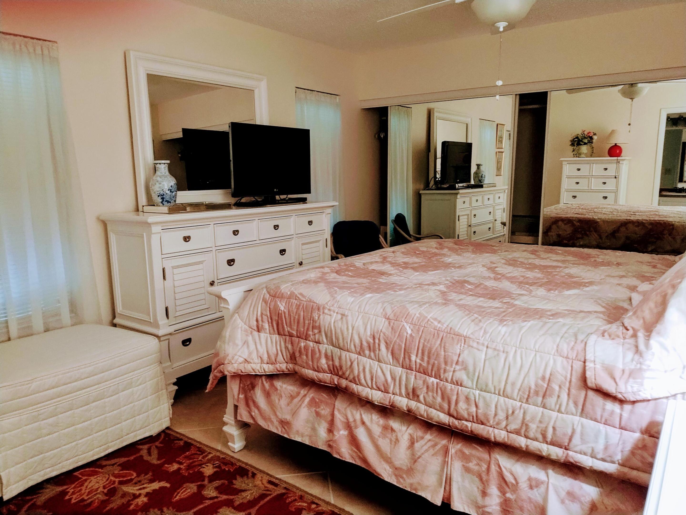14716 Canalview Drive D Property Photo 12