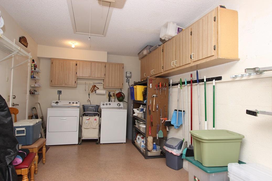 61 Mayfair Lane Property Photo 15