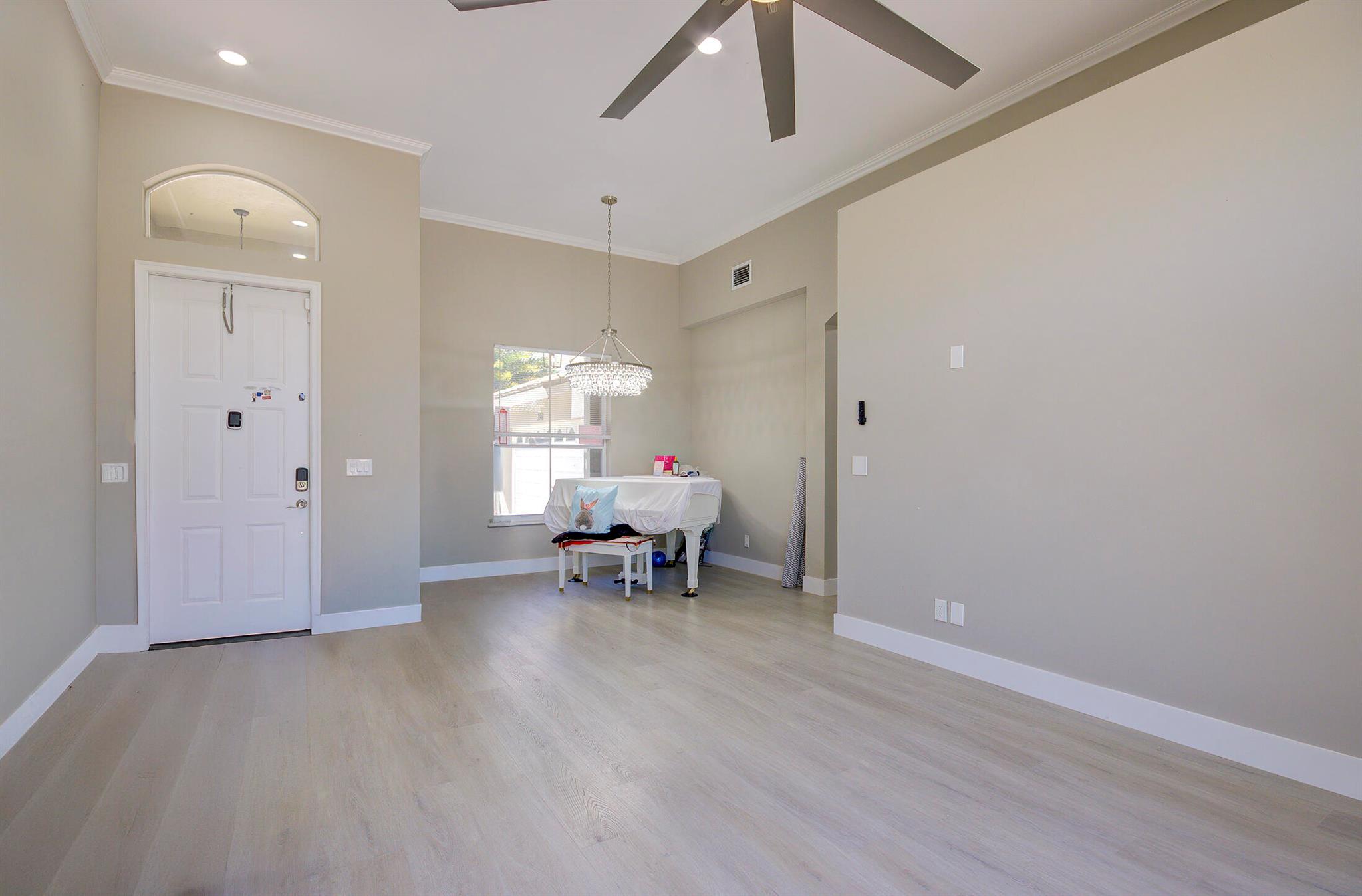 7861 Manor Forest Lane Property Photo 5