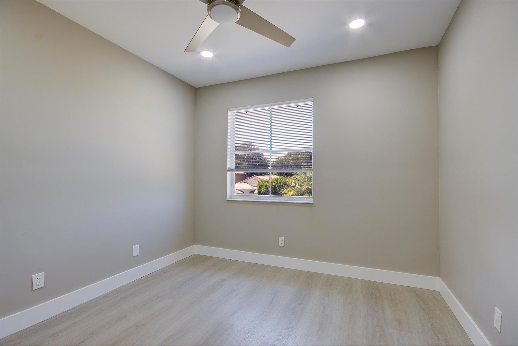 7861 Manor Forest Lane Property Photo 11