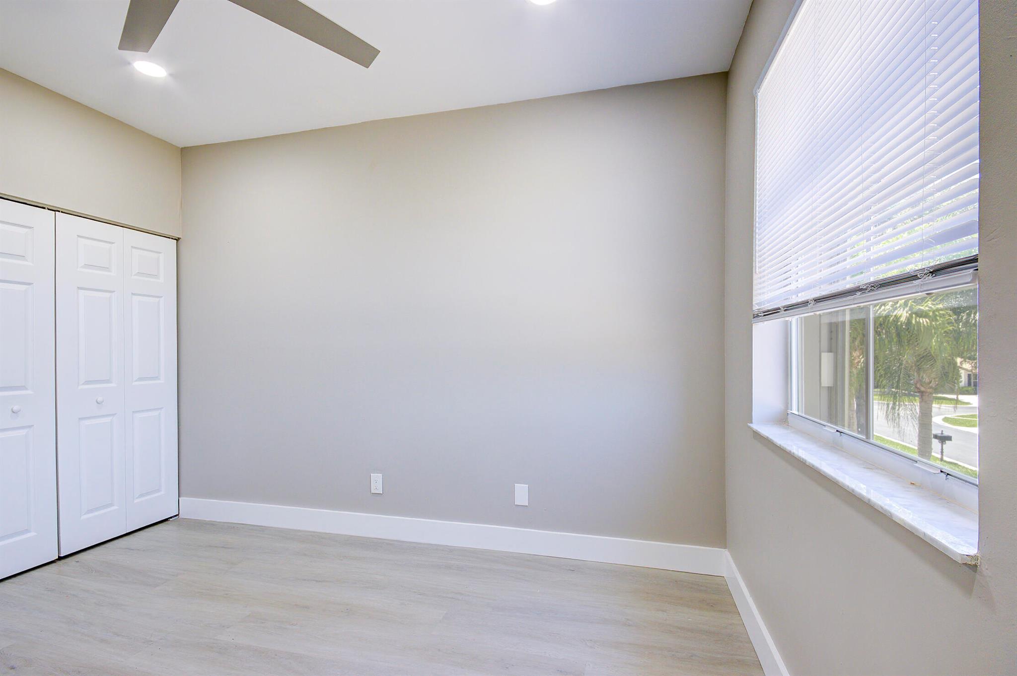7861 Manor Forest Lane Property Photo 12