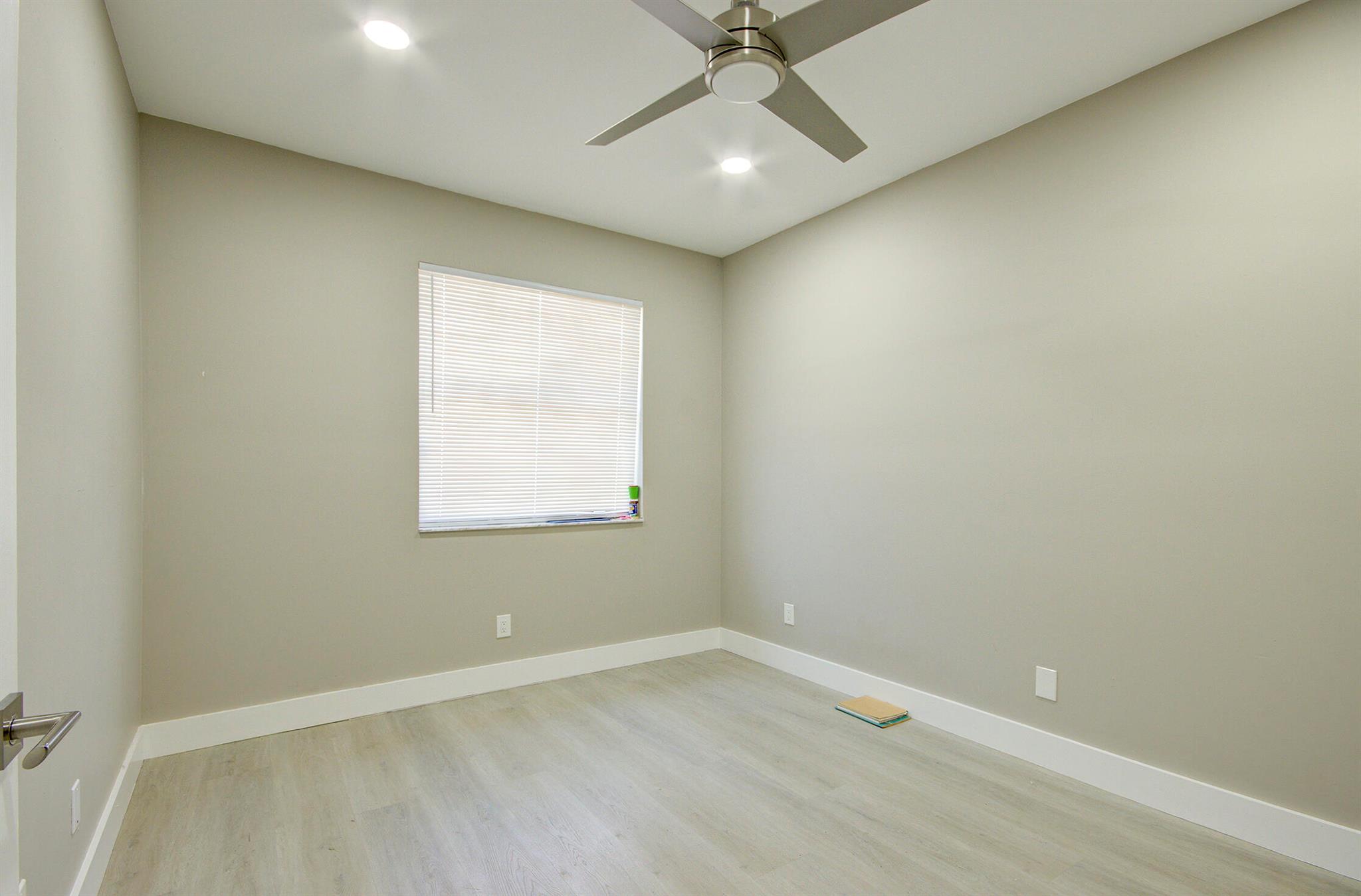 7861 Manor Forest Lane Property Photo 13