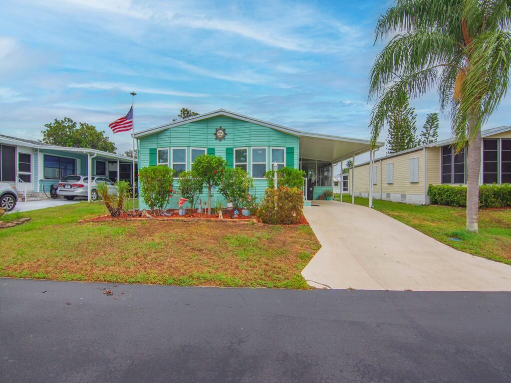 495 Tropical Isles Circle Property Photo 1