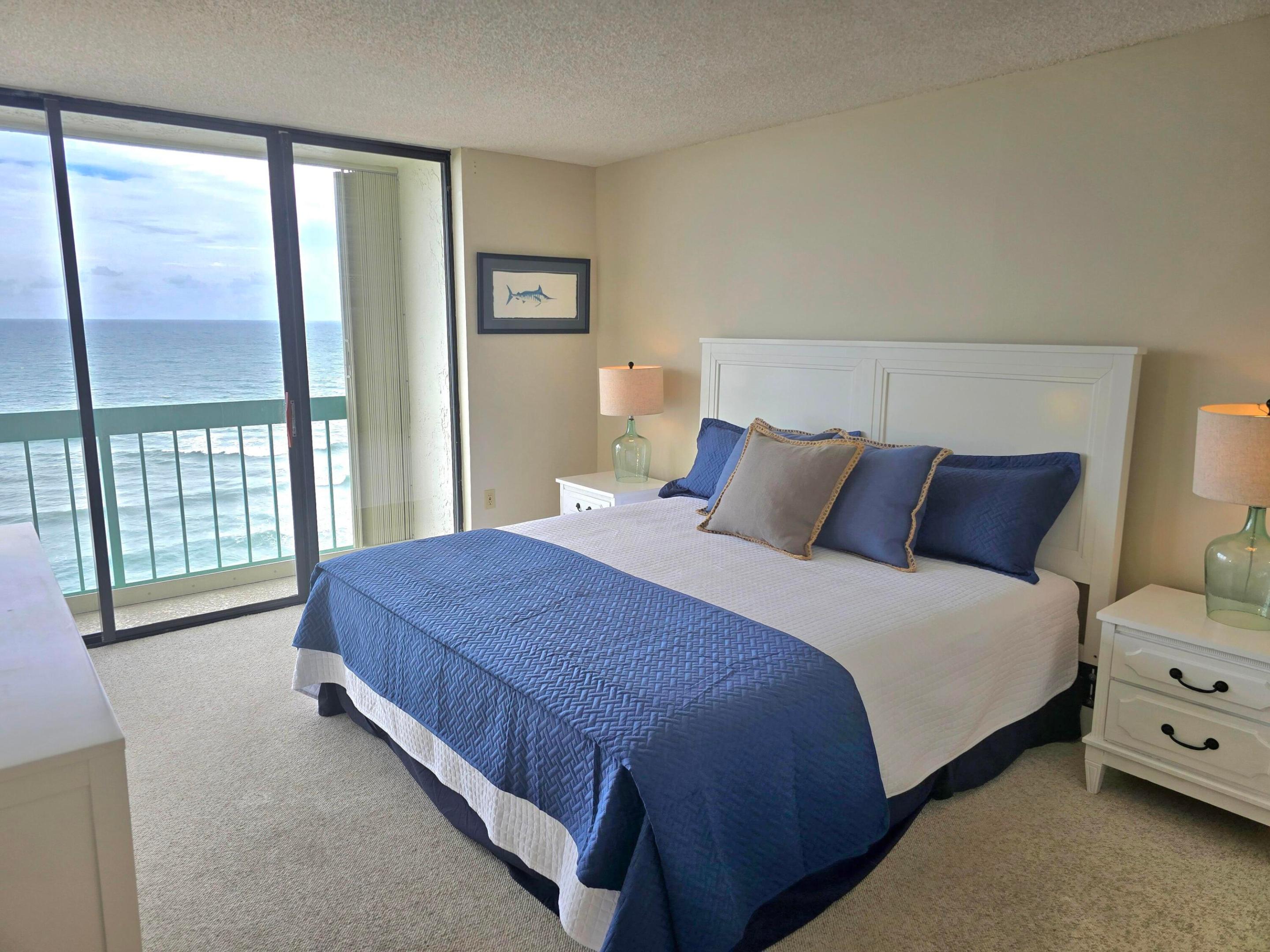 9940 S Ocean Drive 1005 Property Photo 11