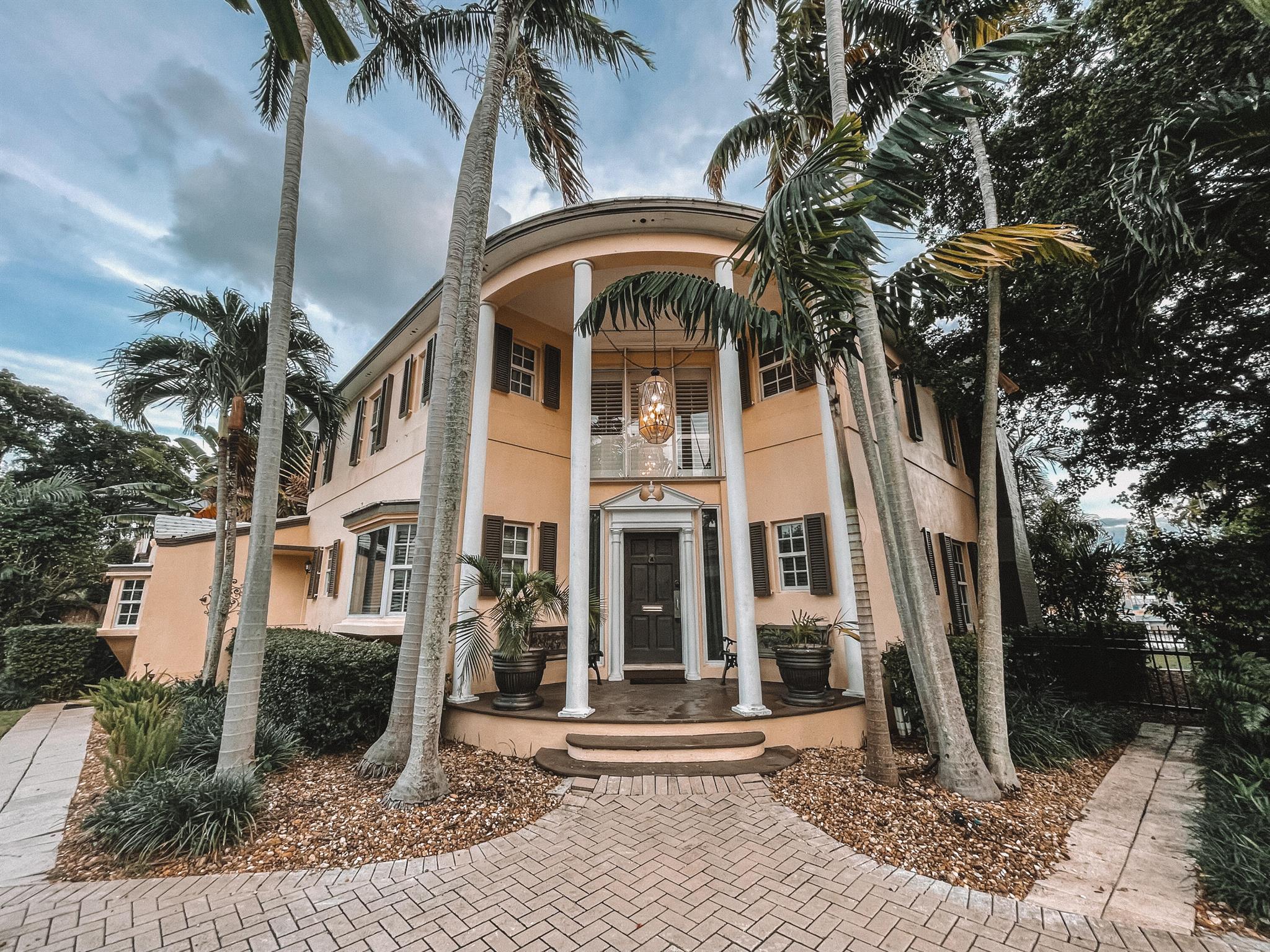 2300 Castilla Isle Property Photo