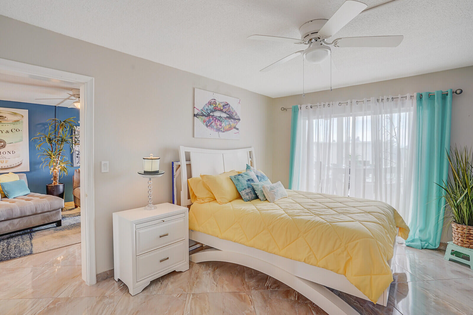 2724 N Garden Drive 302 Property Photo 15